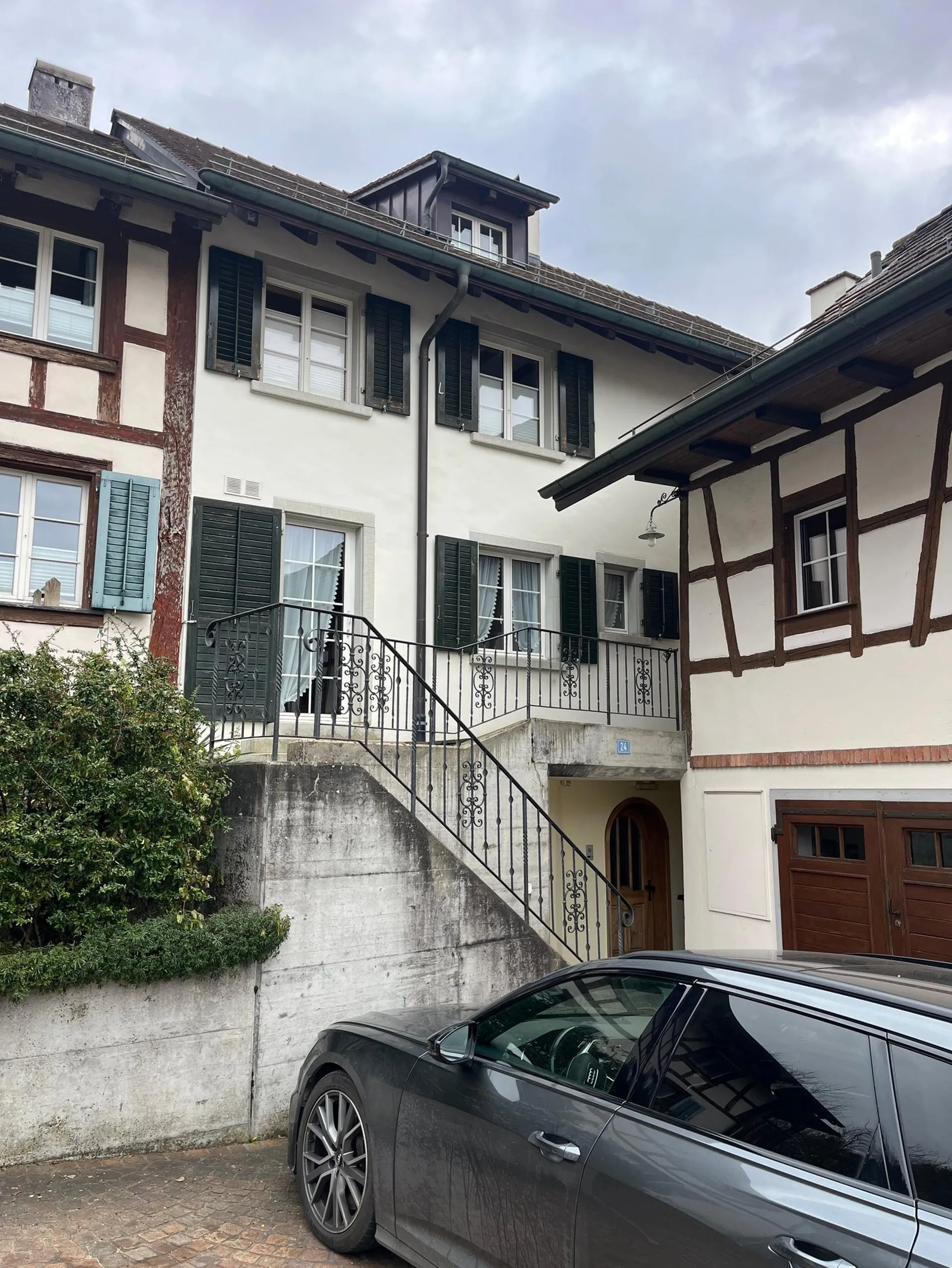 🌞 Grosszügiges 5.5-Zimmer-Einfamilienhaus mit Garten an ruhiger Lage in Eglisau 🌿