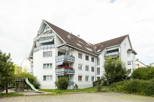 Grossszügige Lagerfläche für Autoliebhaber