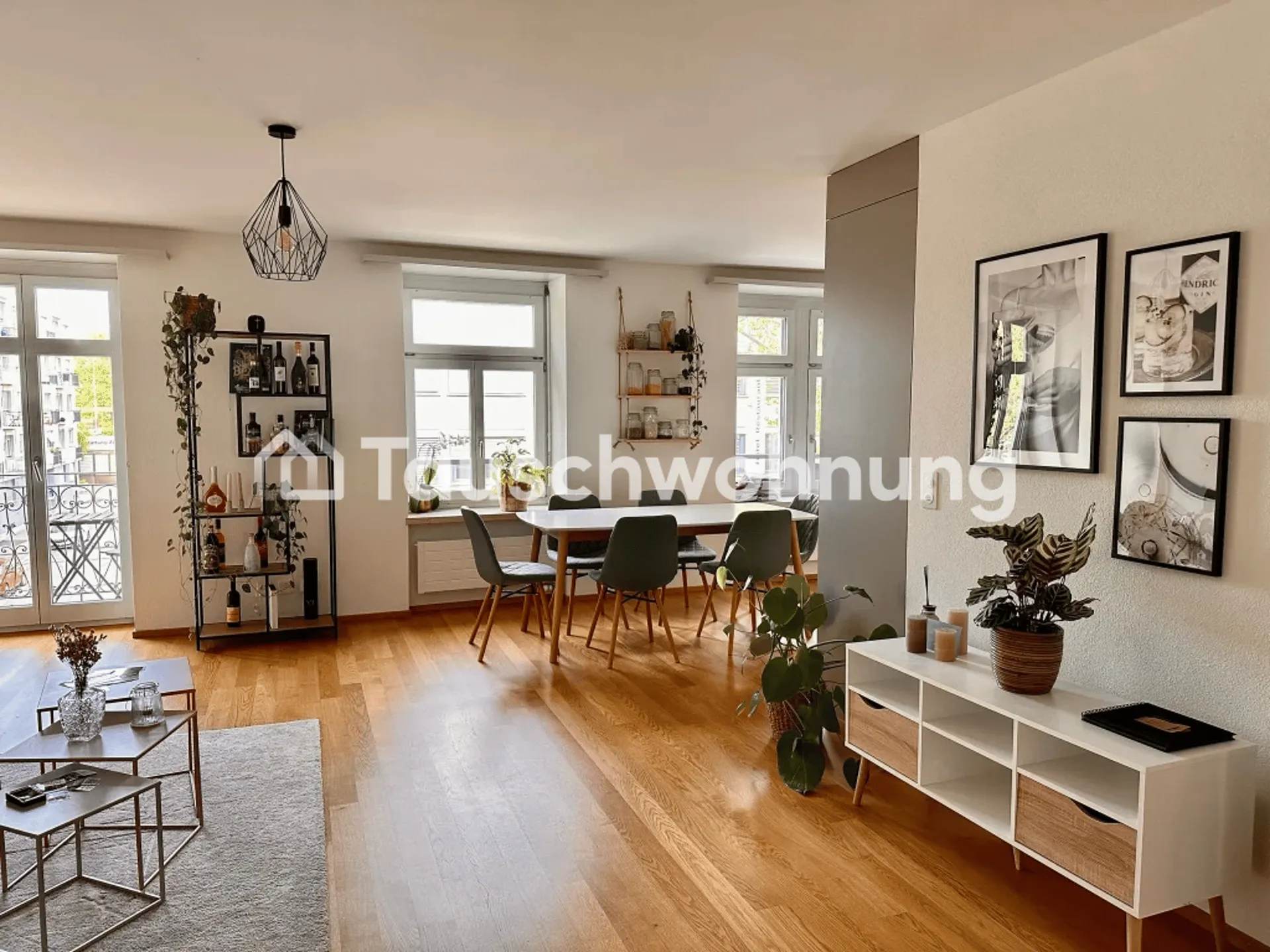 Zentrale & moderne 4.5-Zimmer-Wohnung nähe Limmatplatz