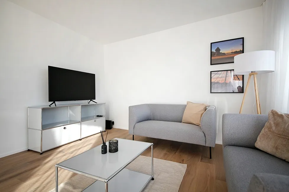 Hochwertig möblierte 2.5-Zimmer-Wohnung