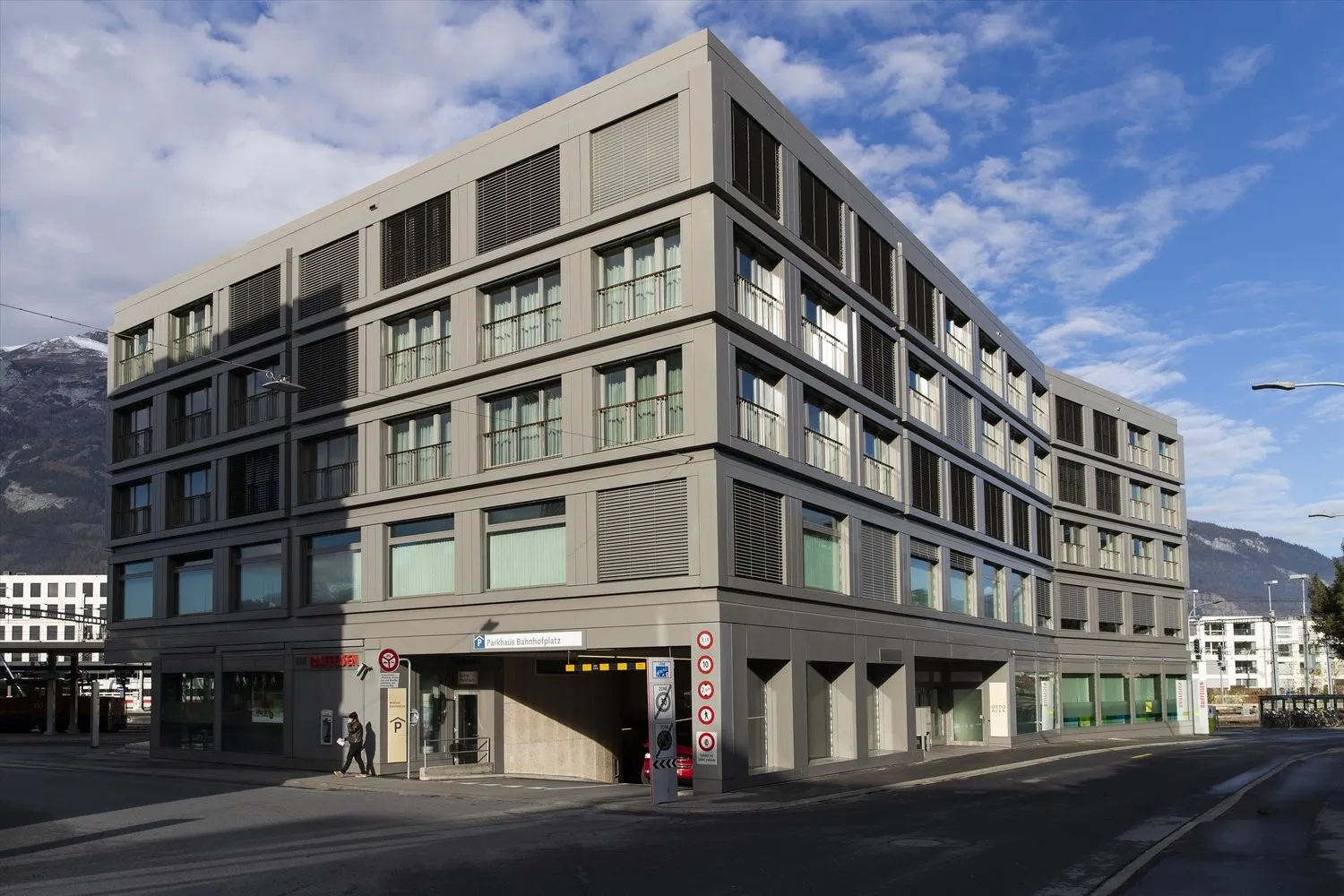 Tiefgaragenplatz direkt beim Bahnhof