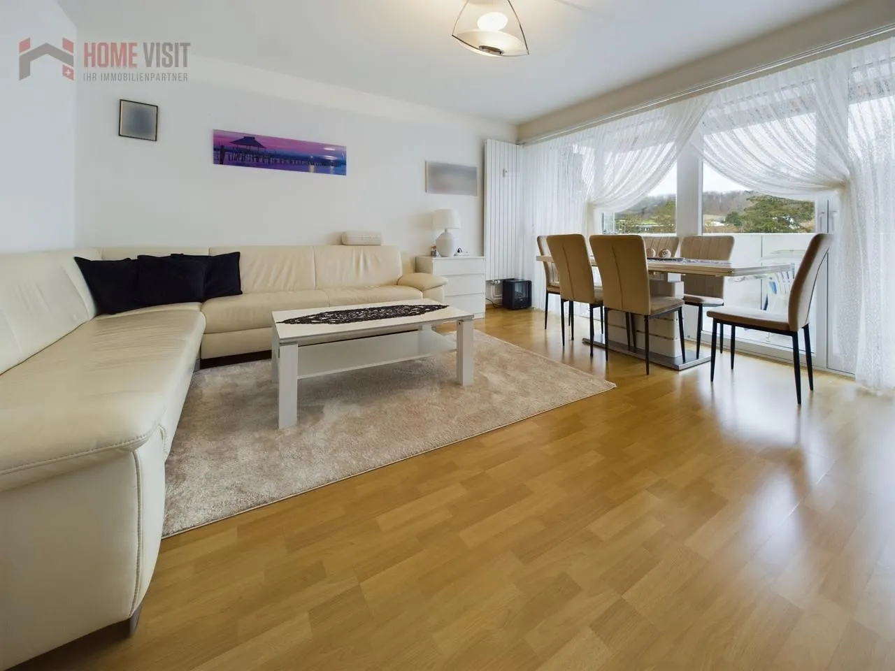 Wohnen mit Weitsicht – 4.5-Zi.-Wohnung mit sonnigem Balkon in Therwil