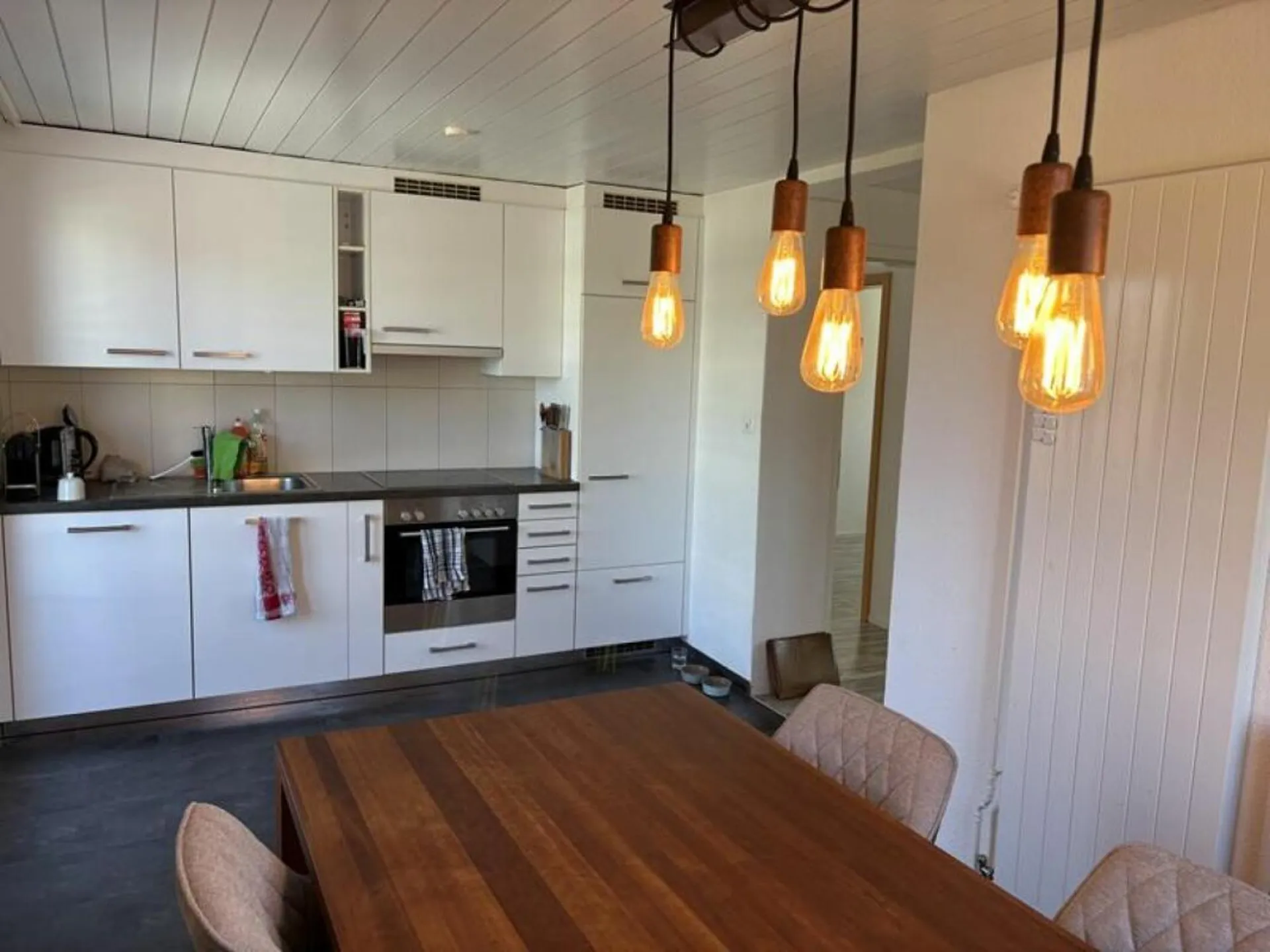 Wohnen mit Mehrwert: charmante 4.5-Zimmer-Wohnung verbindet ruhige Lage mit zentraler Erreichbarkeit
