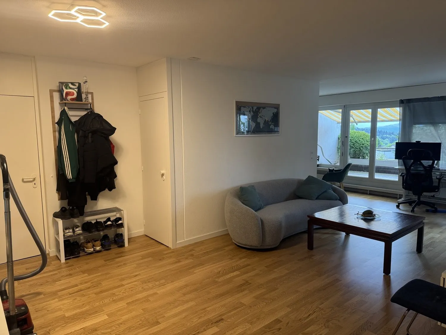 4½ ZI-WOHNUNG IN KÜSNACHT (ZH), MÖBLIERT, TEMPORÄR