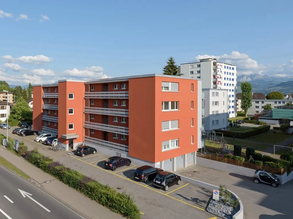 Motorradabstellplatz gesucht?