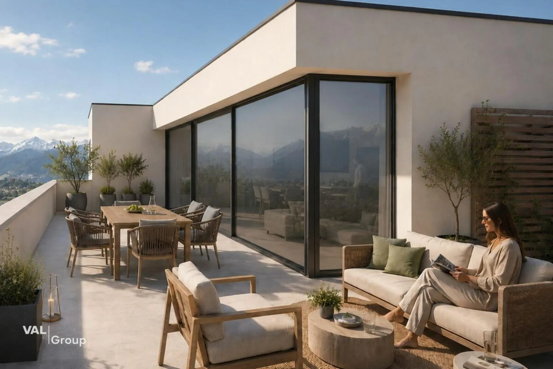 Splendide attique, avec deux belles terrasses et jardin privatif au rez