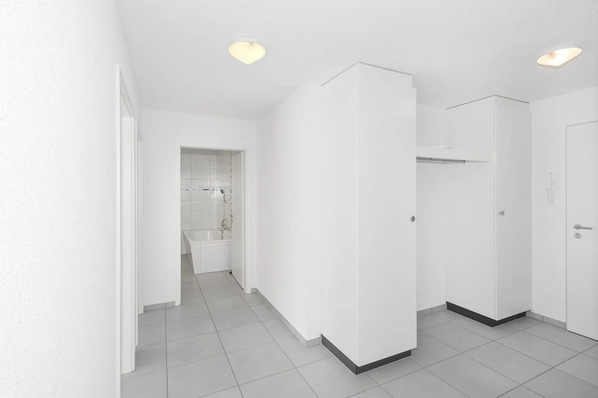 3 1/2-Zimmerwohnung, 1. Stock mitte