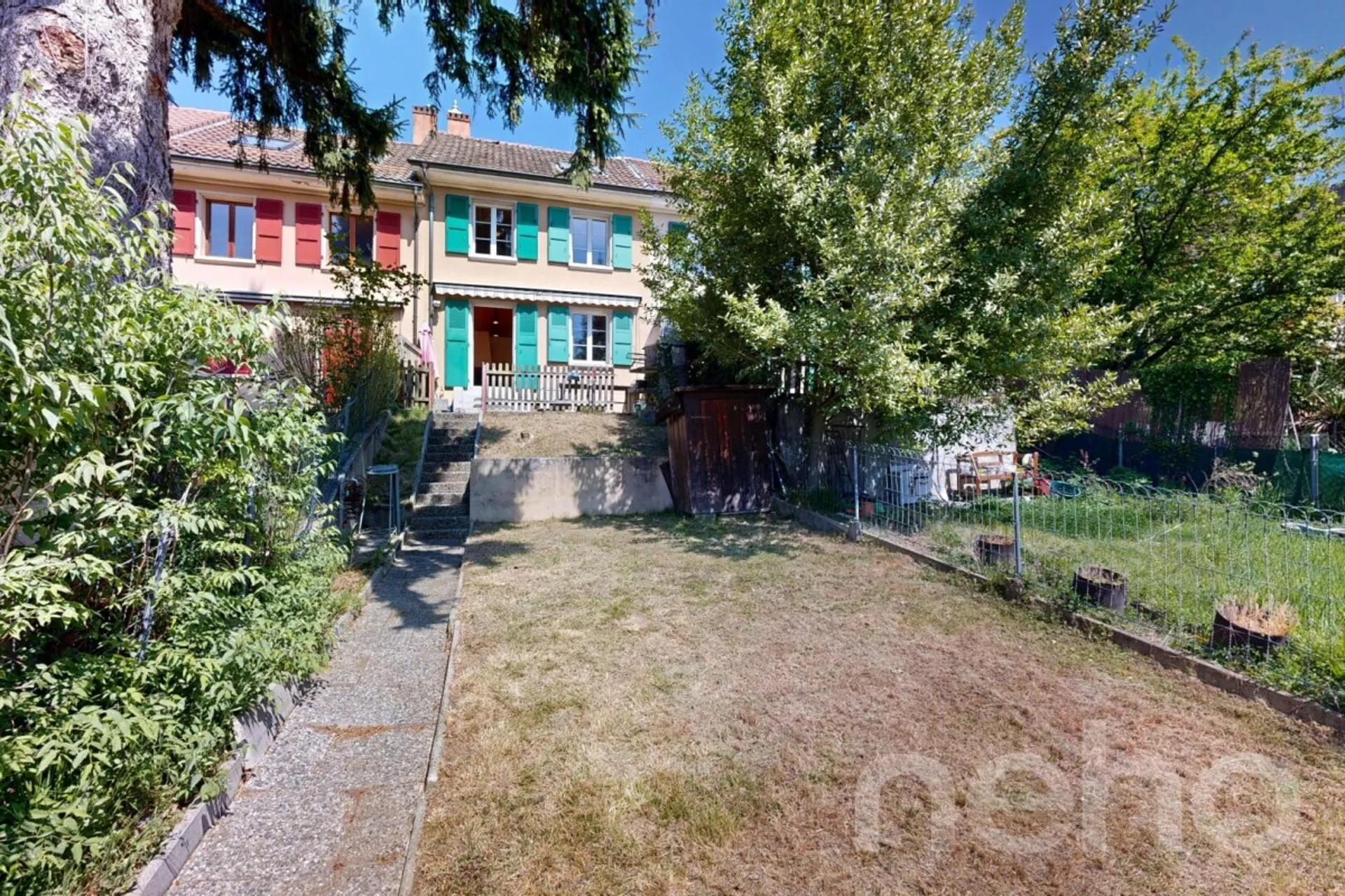 Maison mitoyenne avec fort potentiel au c?ur de Lausanne