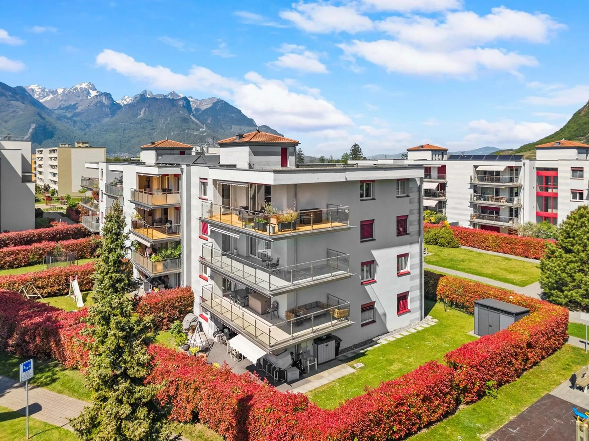 Aigle - bel attique de 4.5 pièces avec grand balcon plein sud
