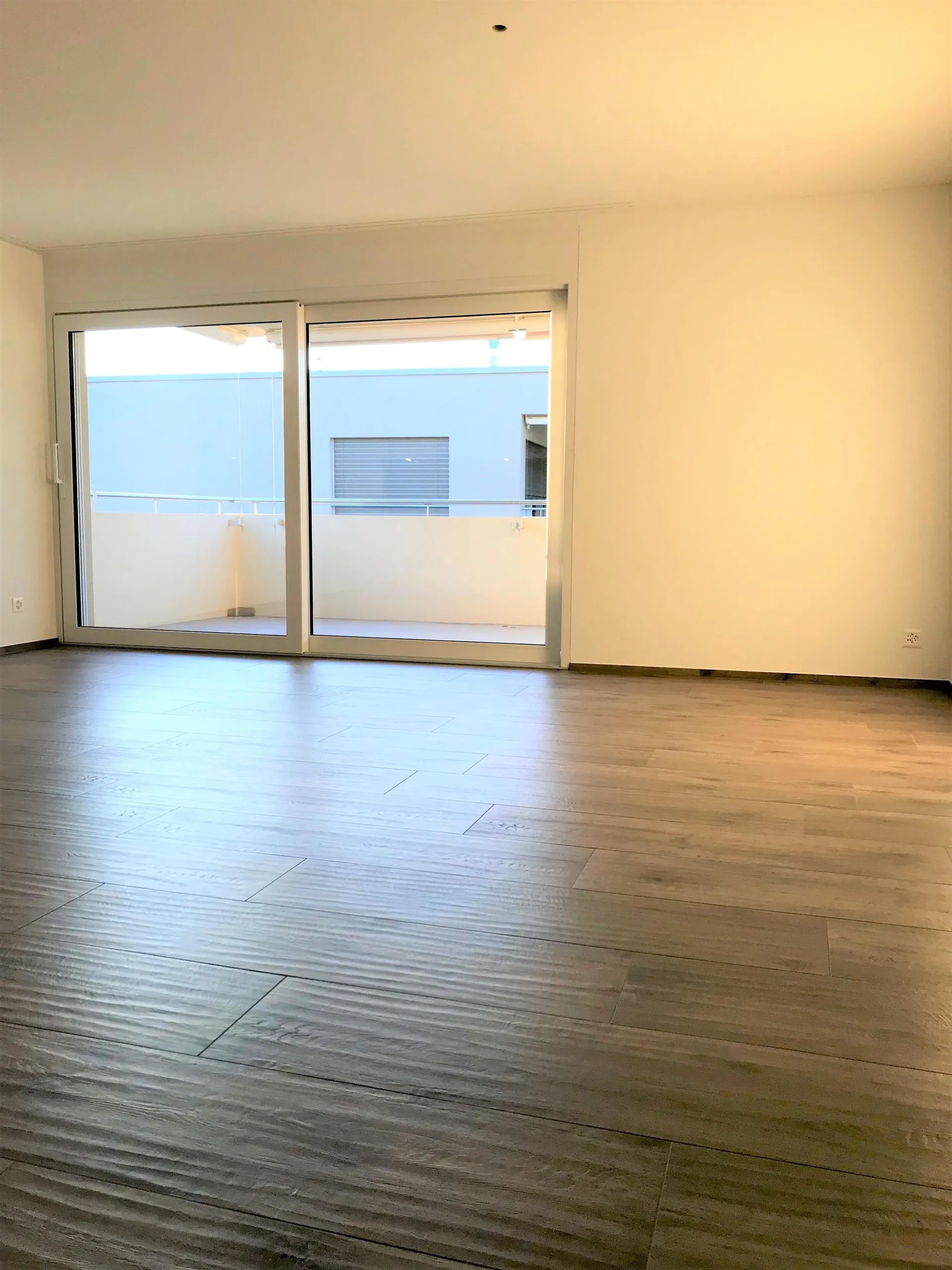 Helle & moderne 3.5 Zi-Whg an ruhiger Lage