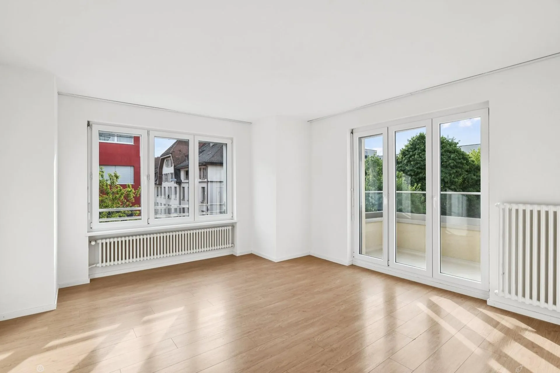 Ideale Lage - Renoviert - Balkon