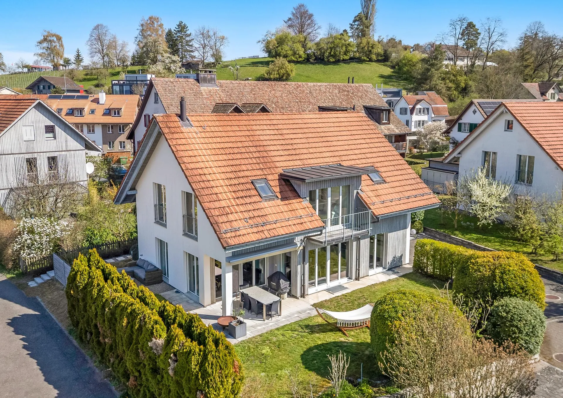 Freistehendes Familienhaus in idyllischer, ruhiger Lage