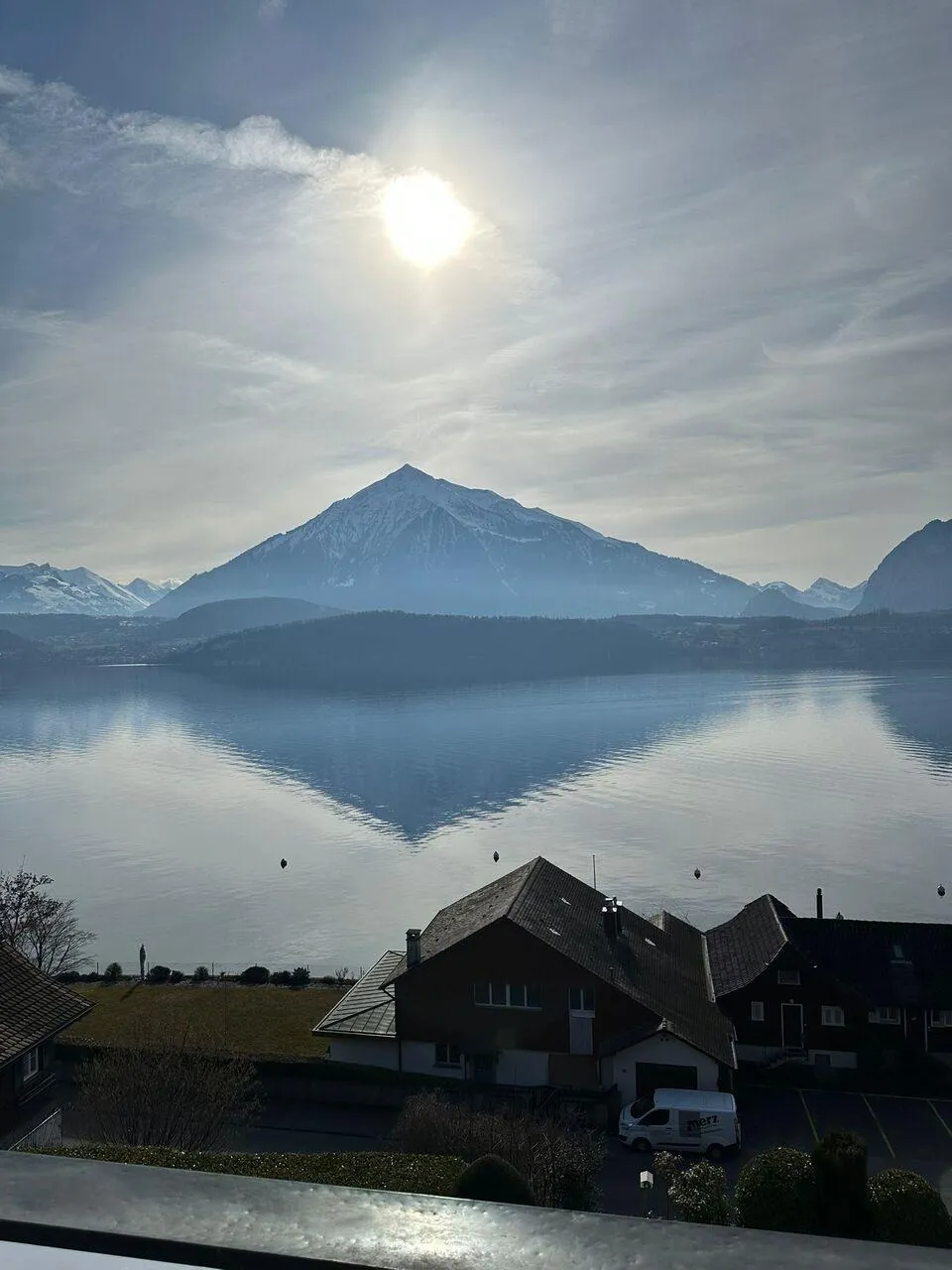 Spektakuläre Seesicht auf den Thunersee und die Alpen! Ihr neues Bijou