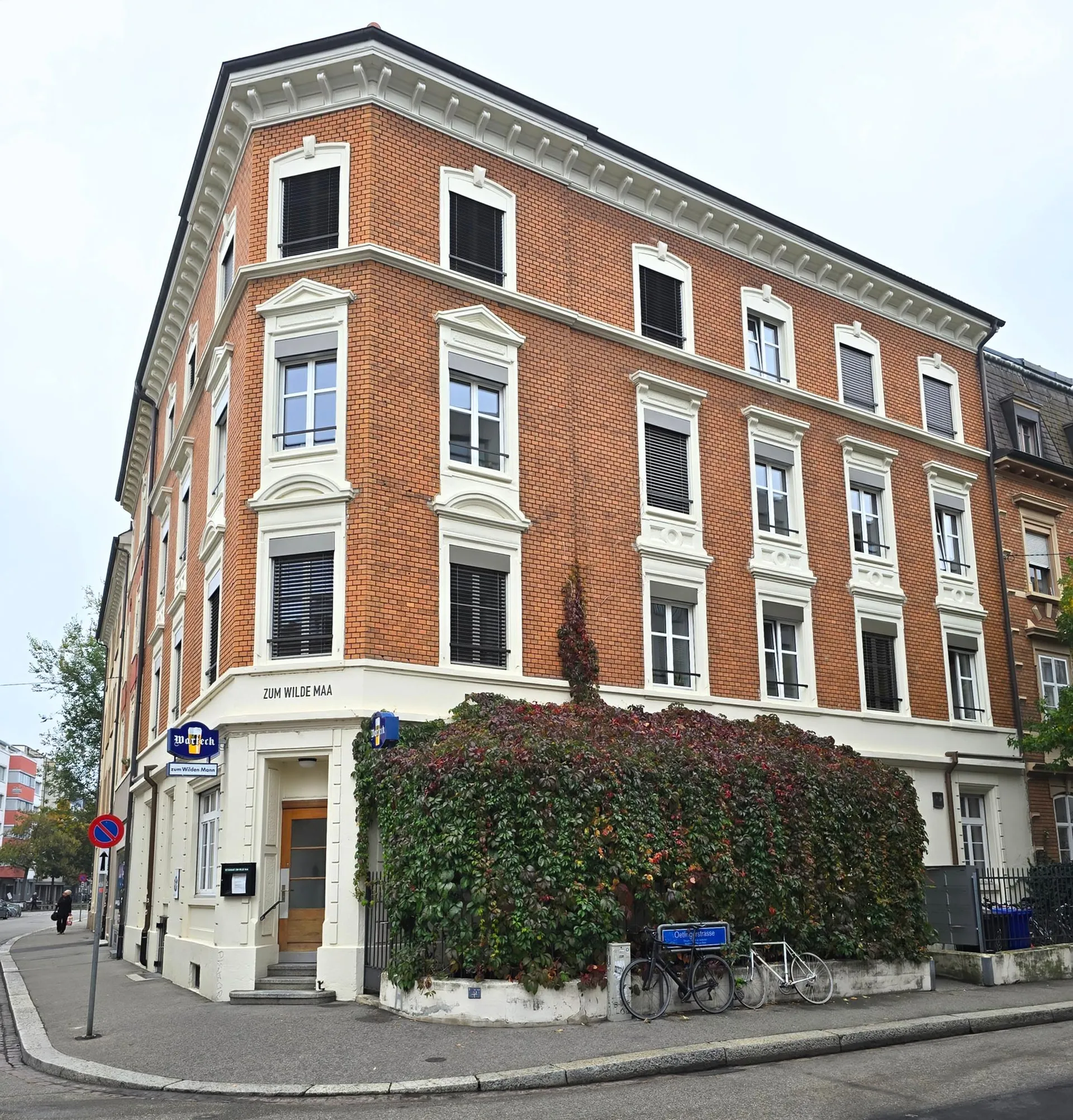 MODERNE 2.5-ZIMMERWOHNUNG NÄHE MUSICAL BASEL