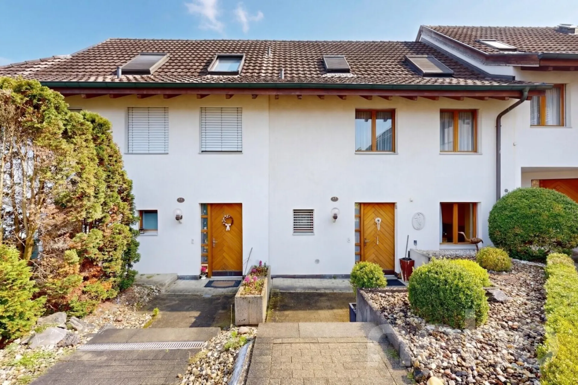 Reihenhaus mit viel Platz für Wohnen und Arbeiten