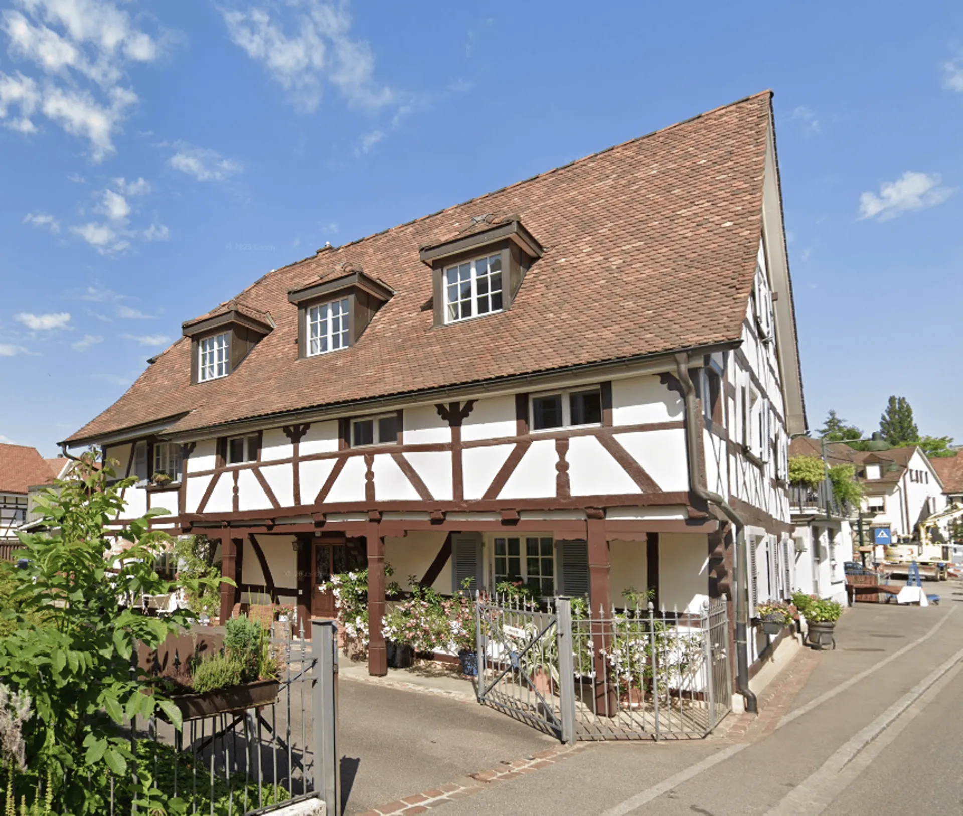 Charmante Dachwohnung in Allschwil