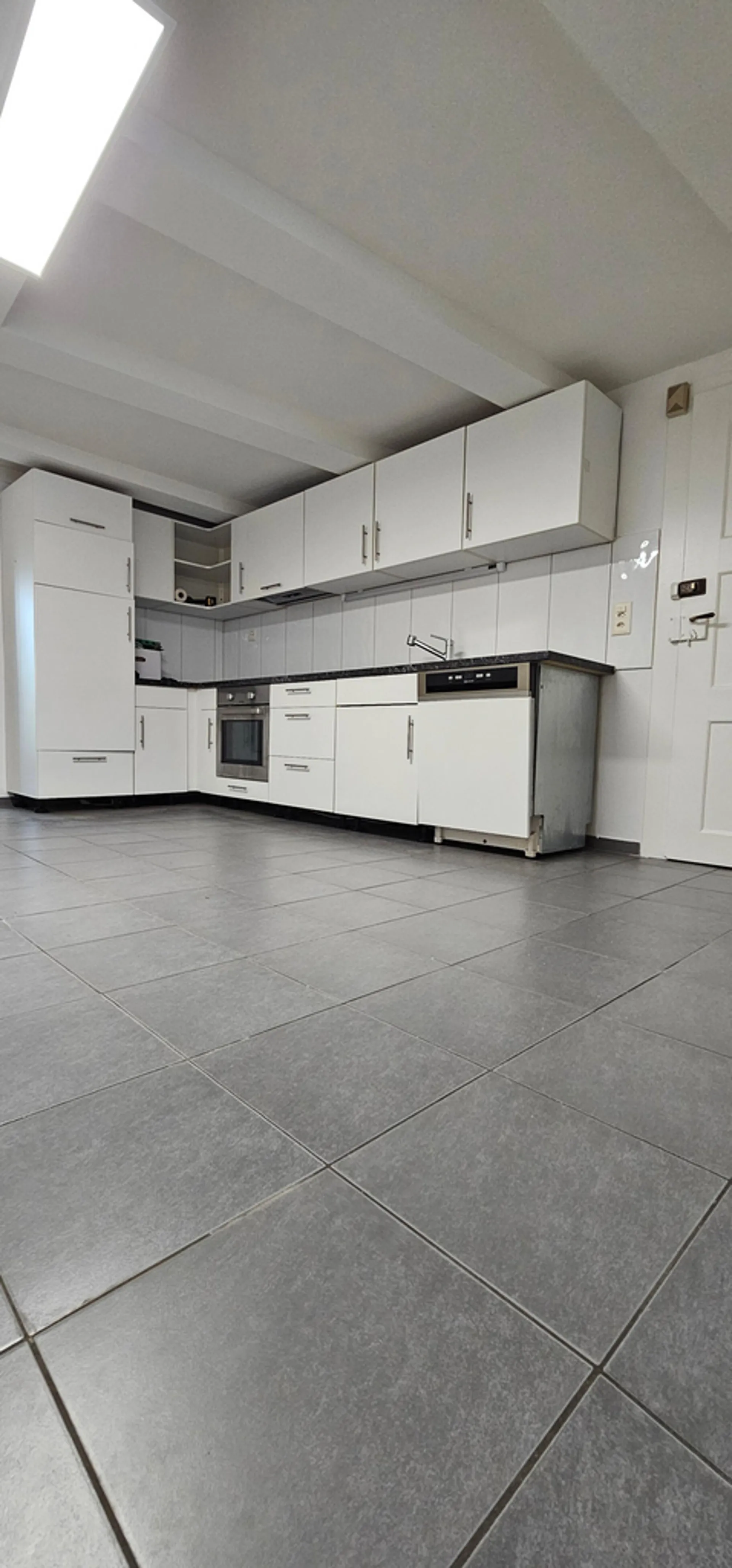 RENOVIERTE 3-ZIMMERWOHNUNG IN LAUSEN