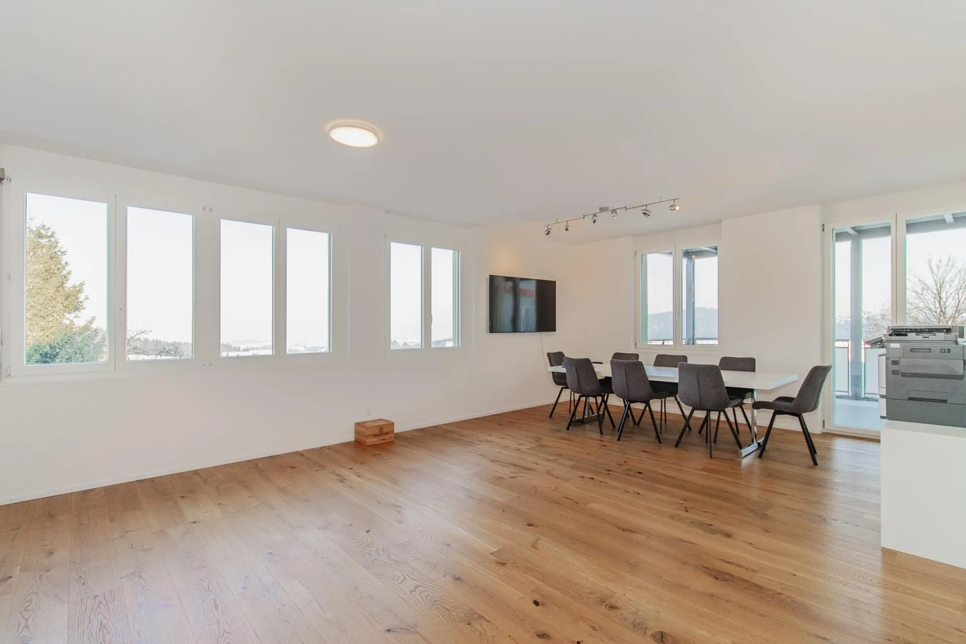 Exklusiver Erstbezug: 4.5 Zimmer Wohnung mit Seesicht & Loft-Feeling in Engelburg