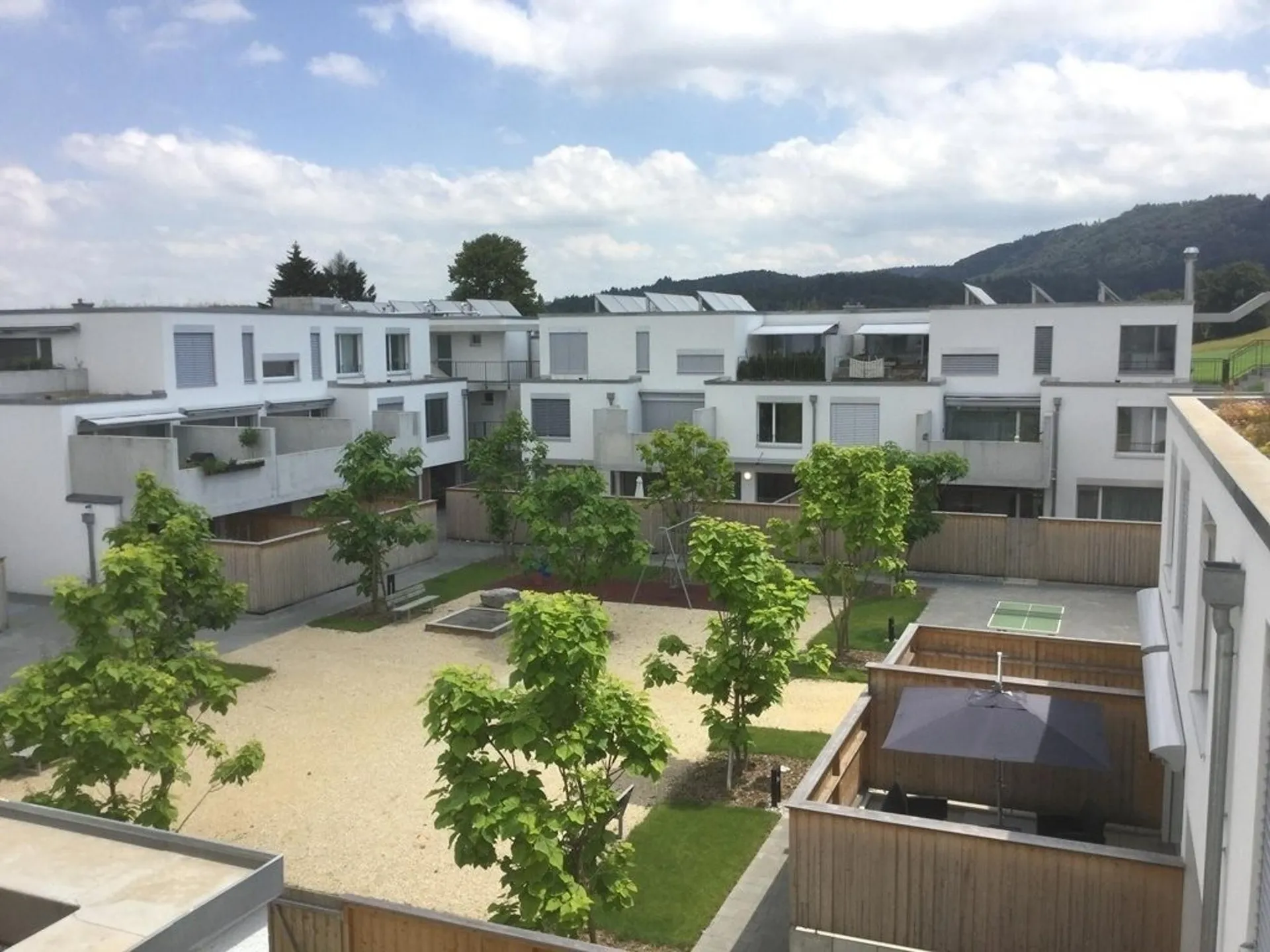 Wohntraum mit zwei Sitzplätzen