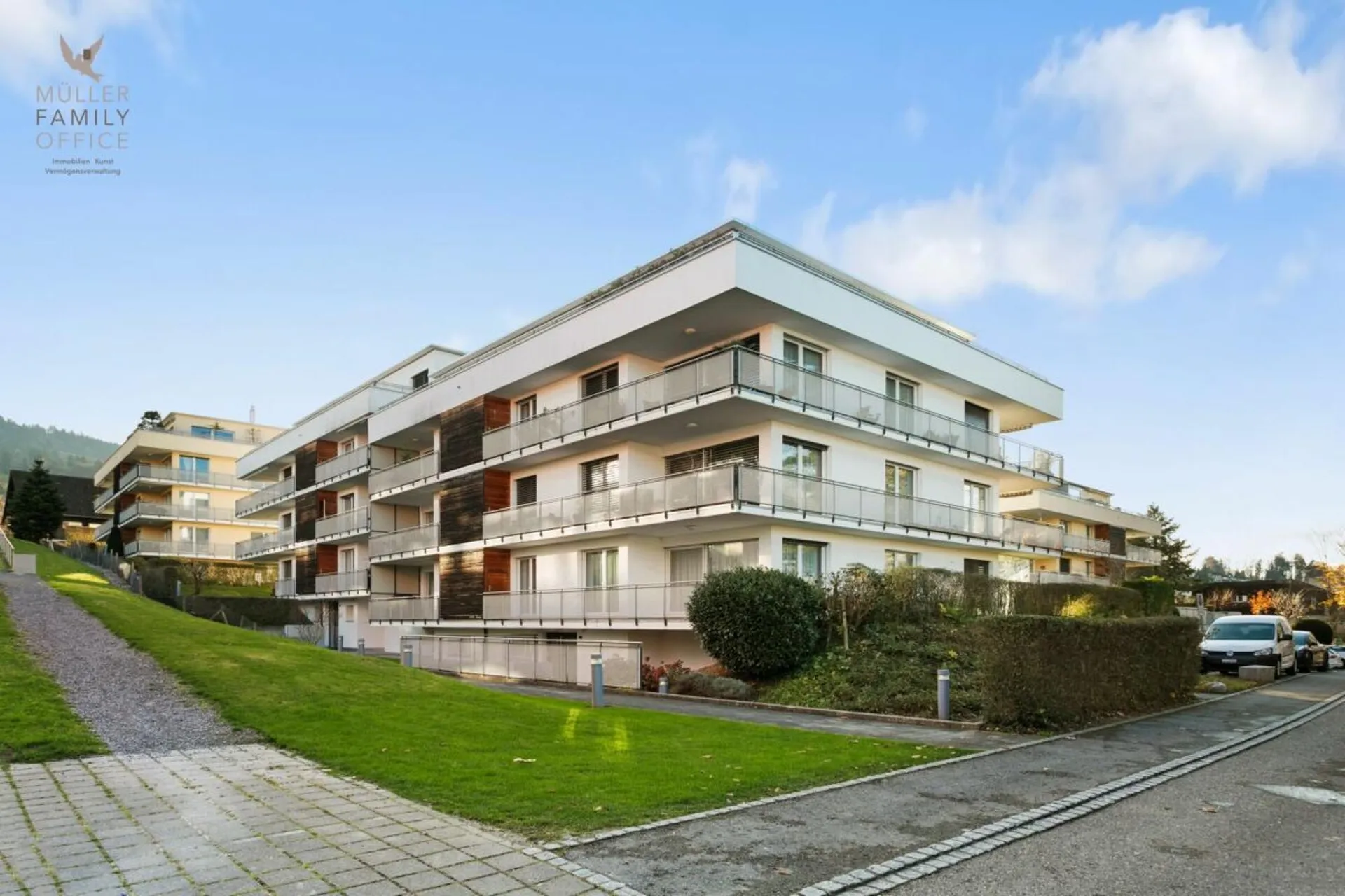 Ruhige Eleganz mit Aussicht - 5 1/2 Zimmer-Attika-Wohnung mit Blick auf den Bodensee