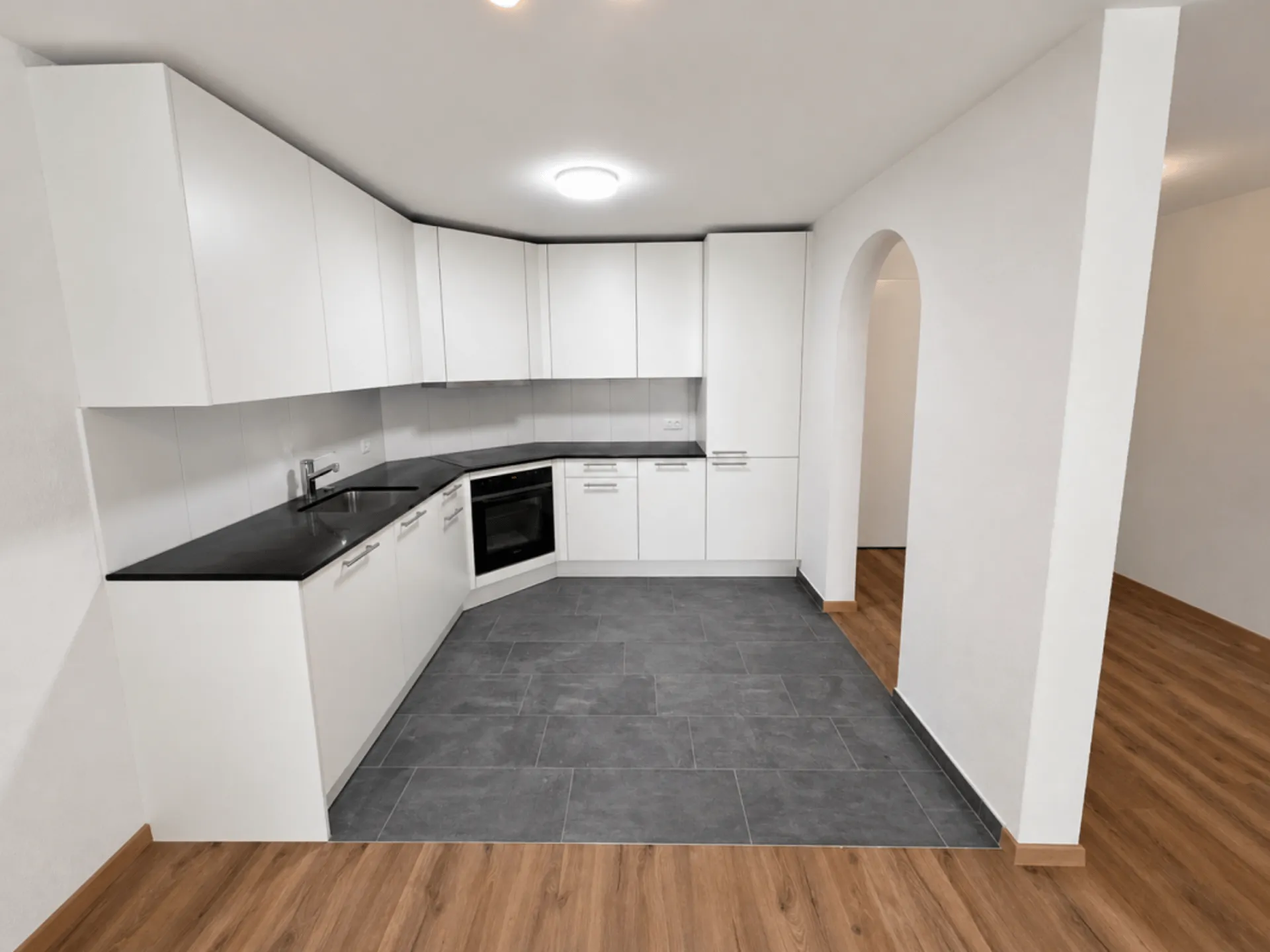 Frisch renovierte 3 Zimmerwohnung
