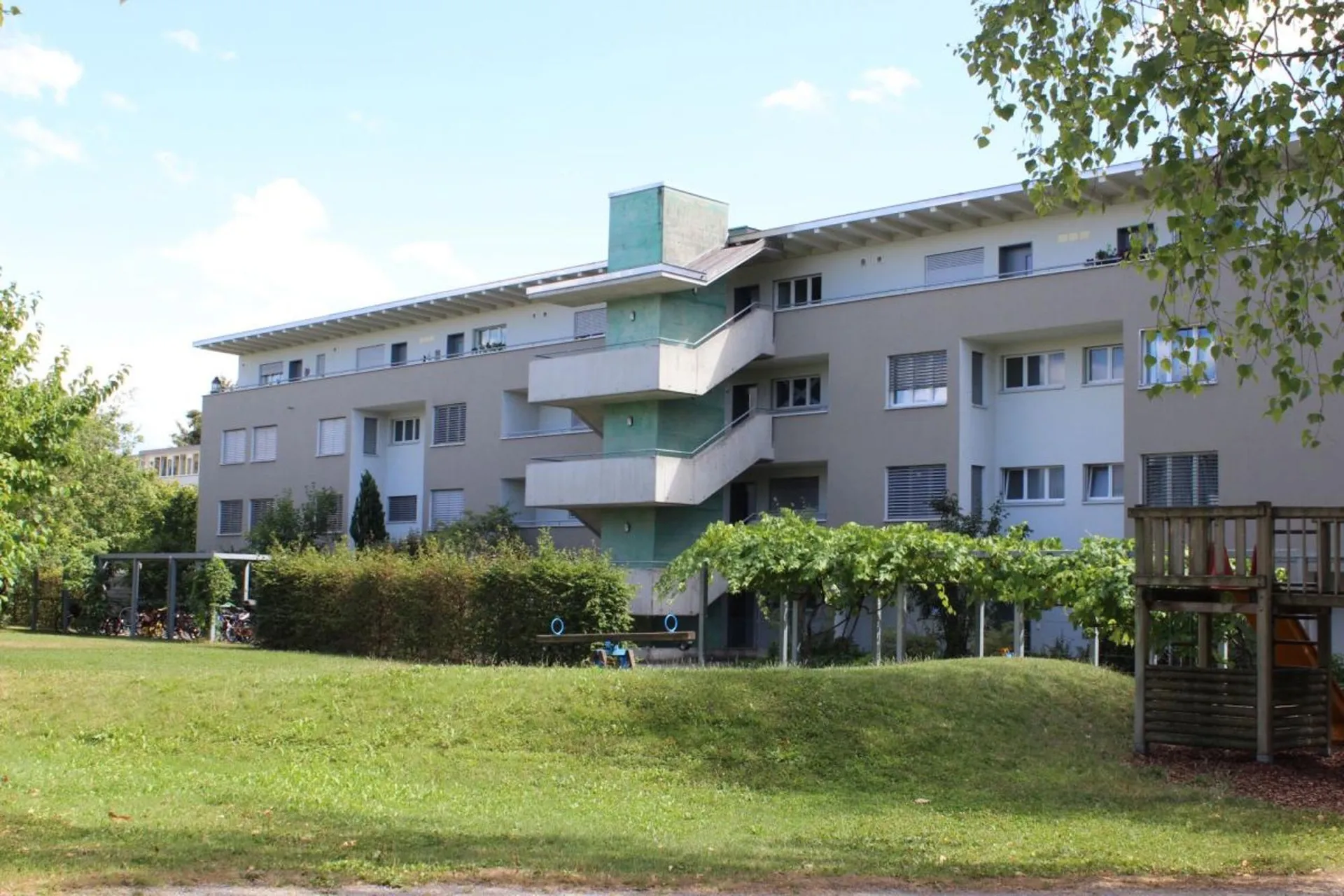 Gemütliche 2.5-Zimmerwohnung mit Balkon