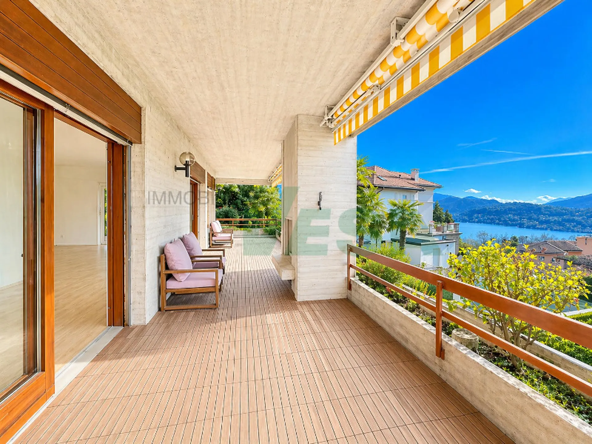 Elegante appartamento 5,5 locali con bella vista e giardino privato