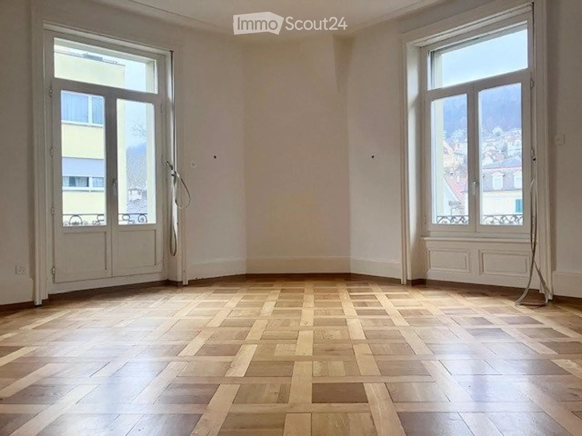 Deine neue WG? Grosszügige 6-Zimmerwohnung im Zentrum zu vermieten