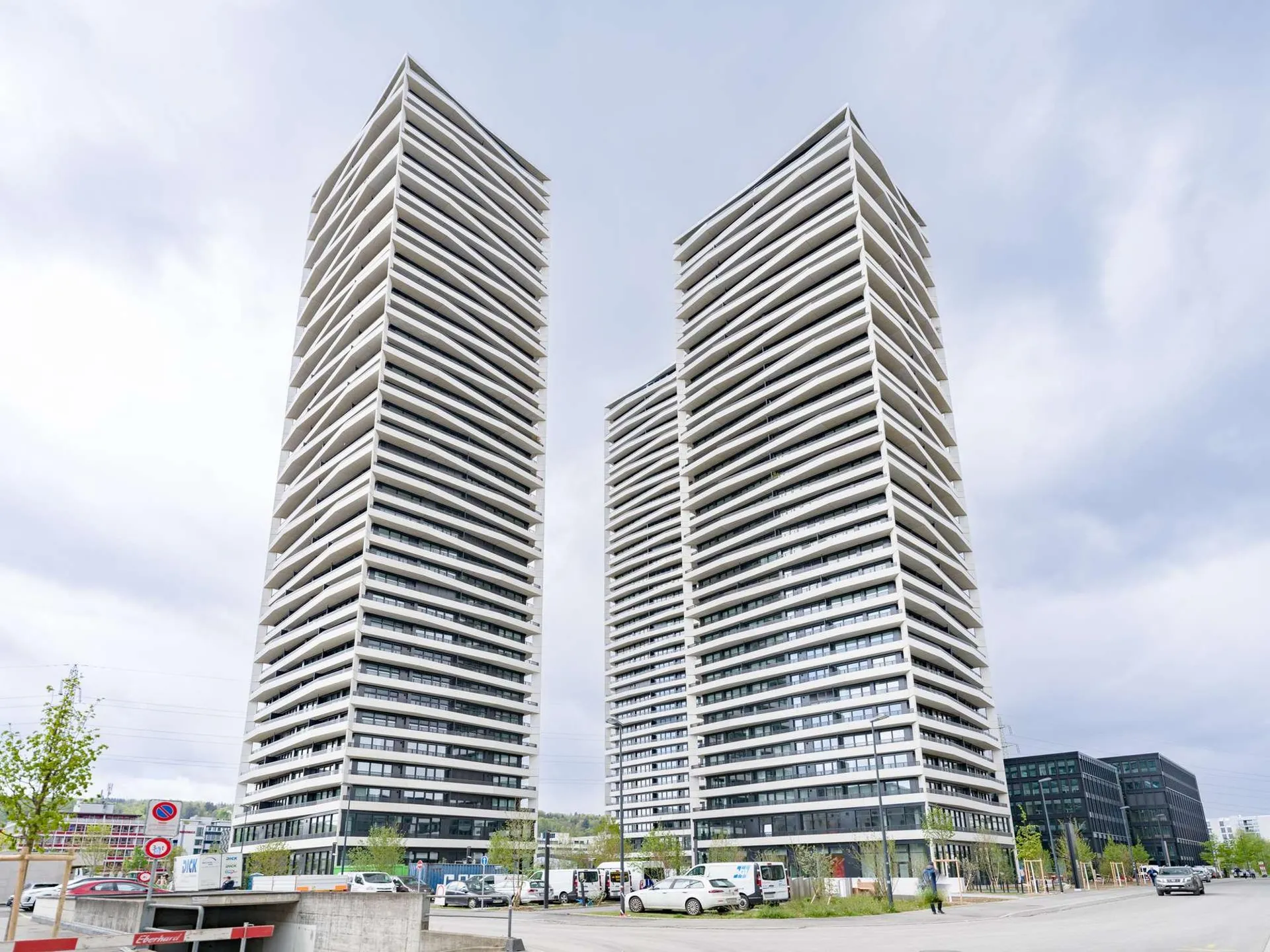Über den Wolken: Exklusive 5.5-Zimmerwohnung im 31. Stock mit Panoramablick