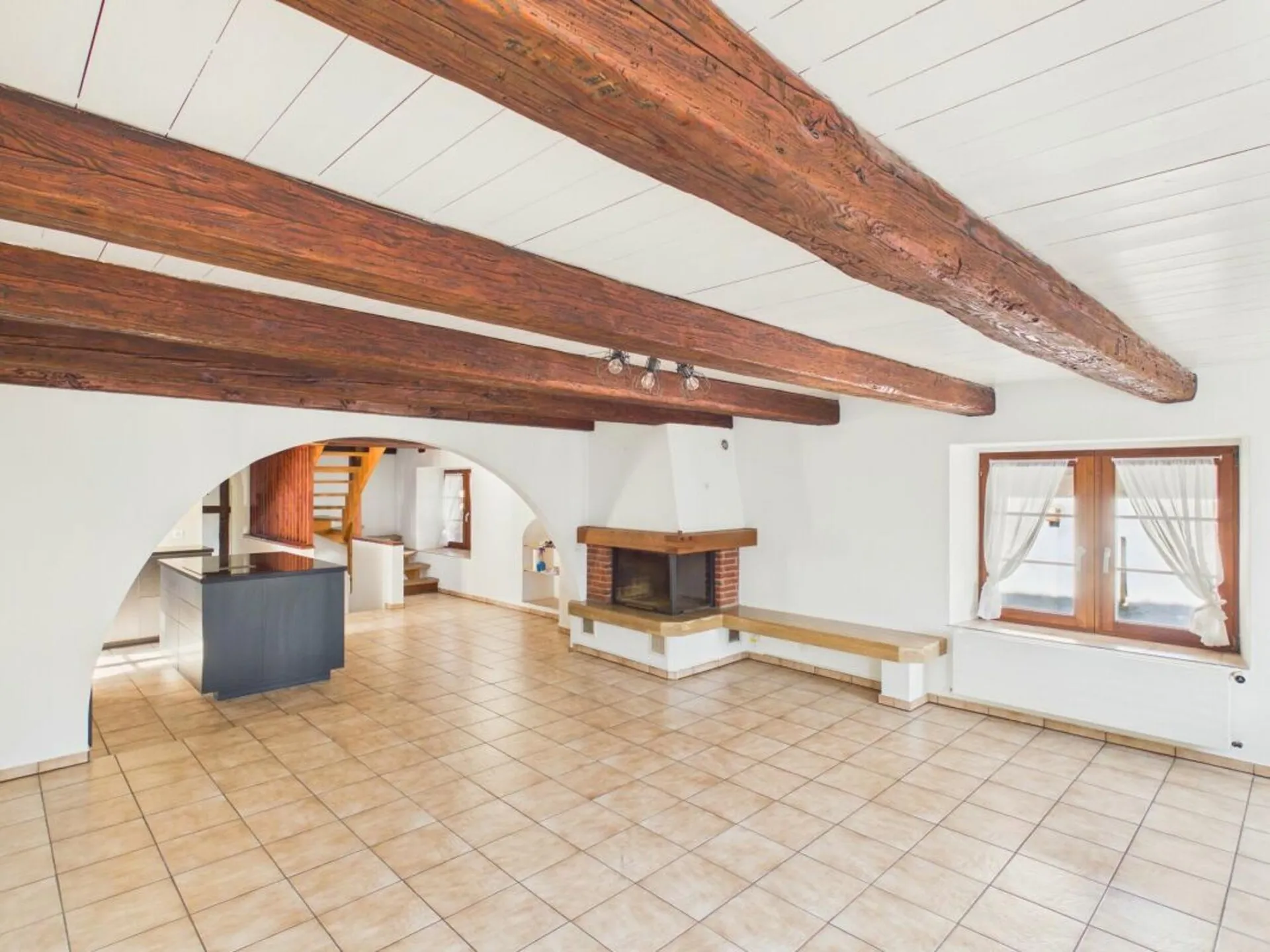 Charmante Maisonettewohnung mit Aussicht aufs Schloss