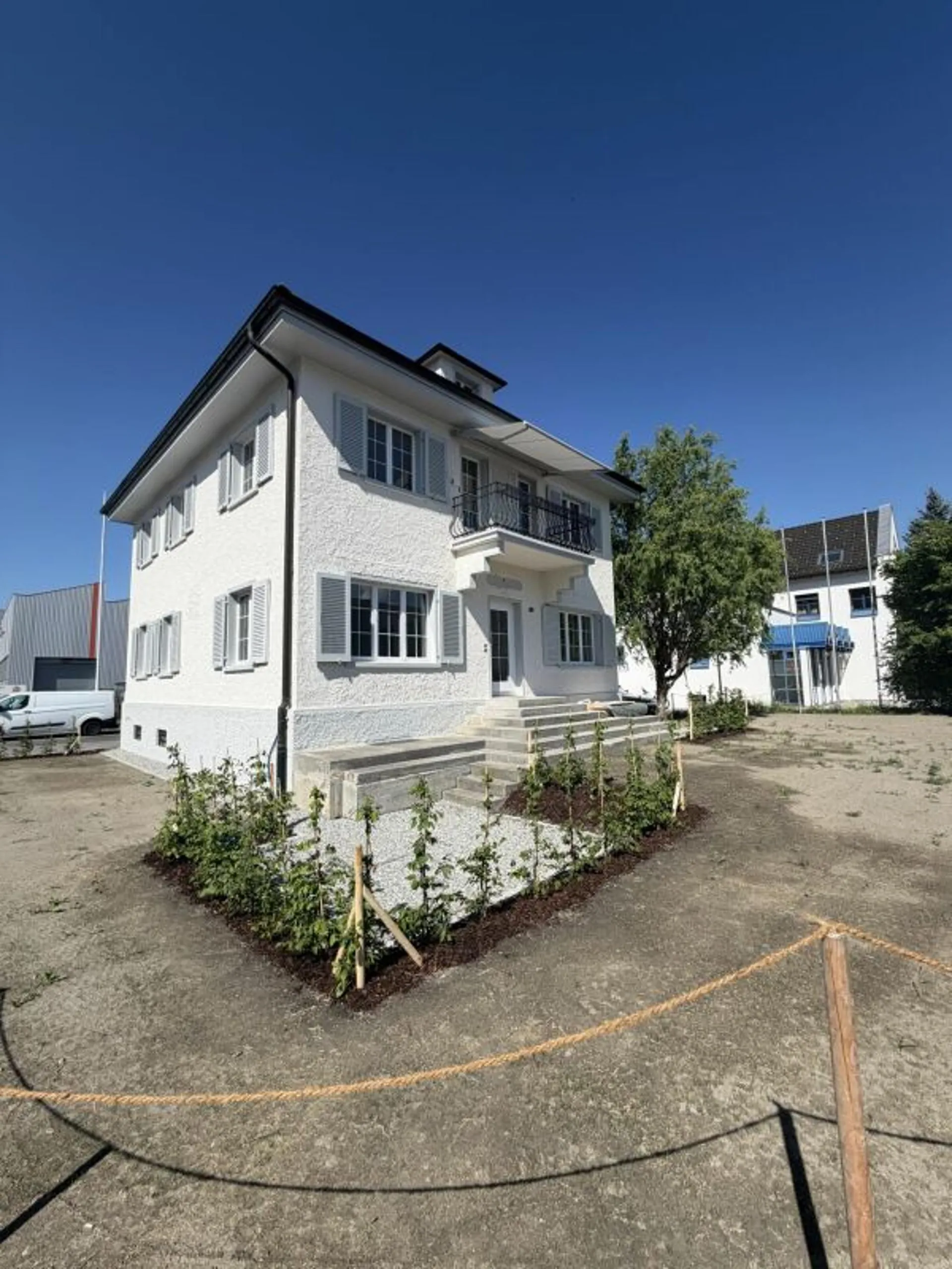 Neu sanierte 4.5-Zimmer Villawohnung mit Garten