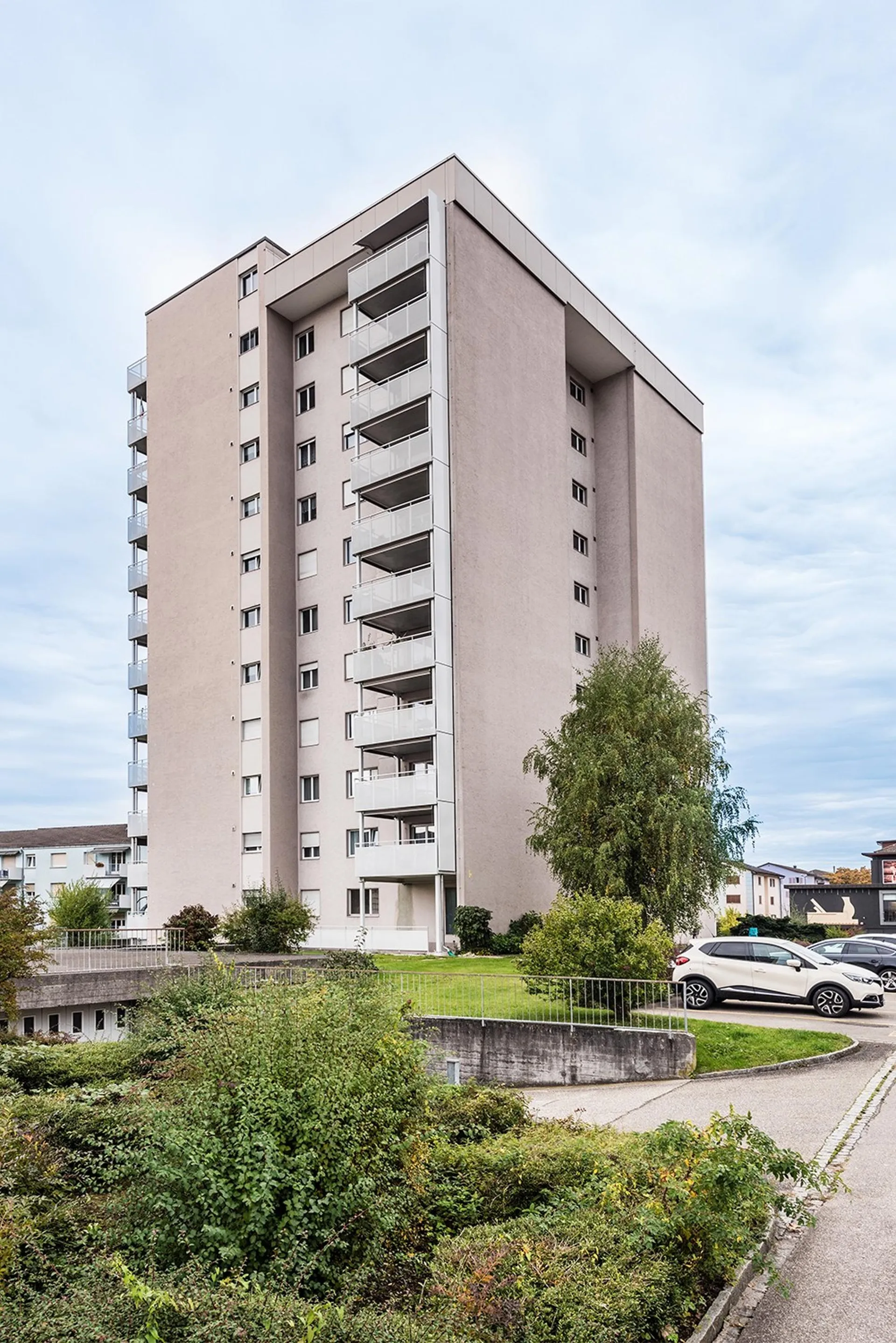 Herrliche Aussicht - an zentraler Lage - 2.0 Zimmerwohnung