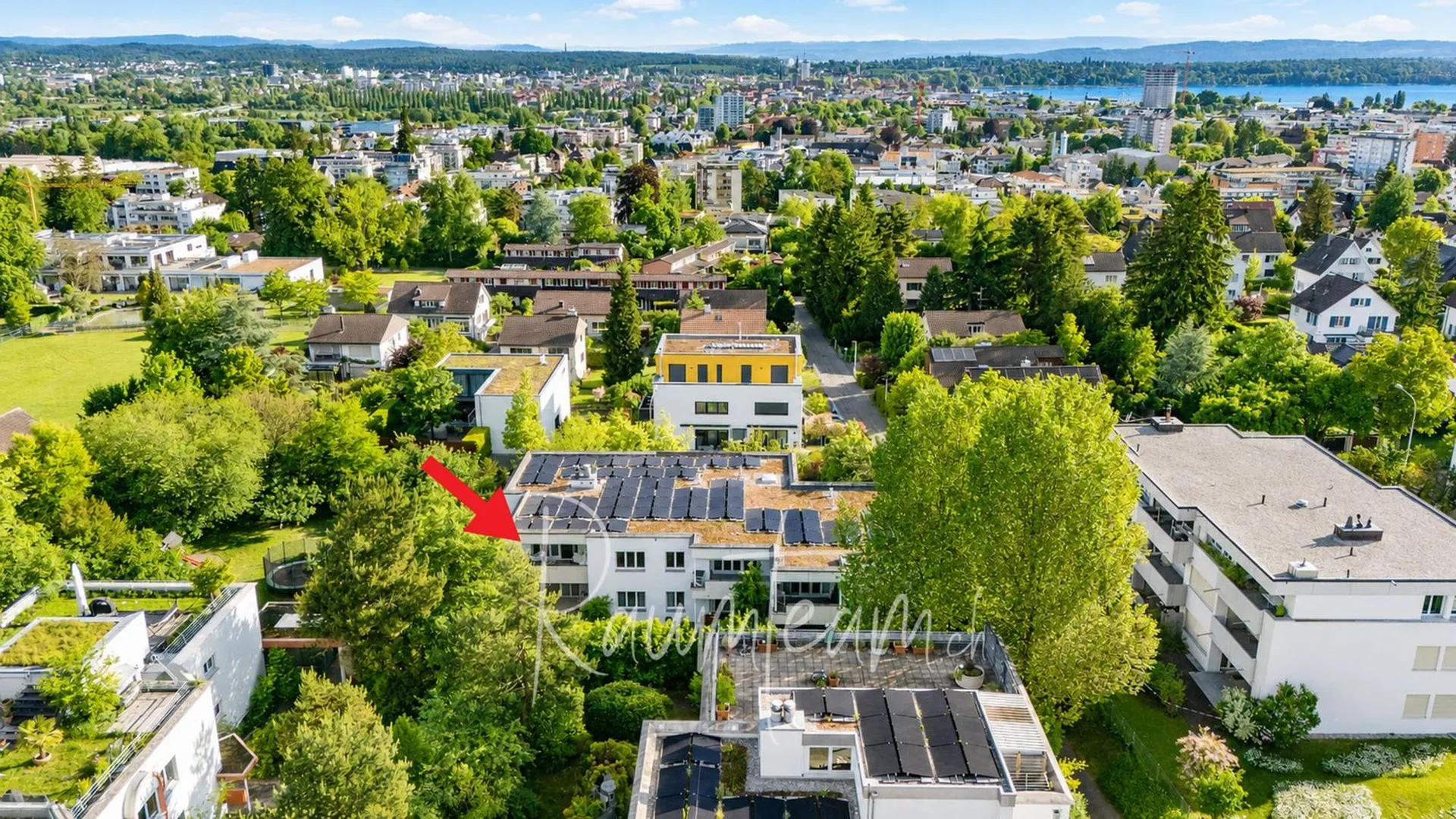 Helle 4.5 Zimmer-Wohnung mit Gartenblick