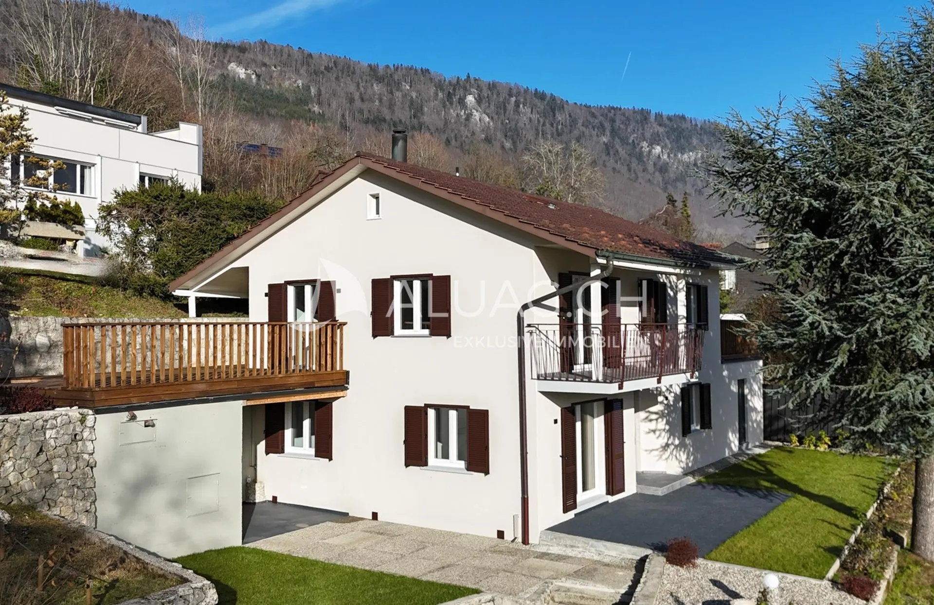 WOHNEN MIT SICHT INS TAL VON VAUFFELIN