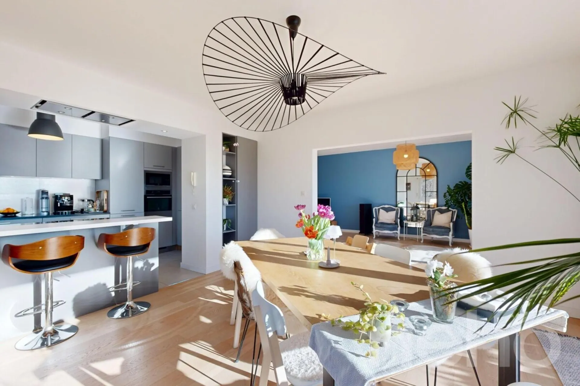 Appartement lumineux 4 chambres avec balcons et vue dégagée