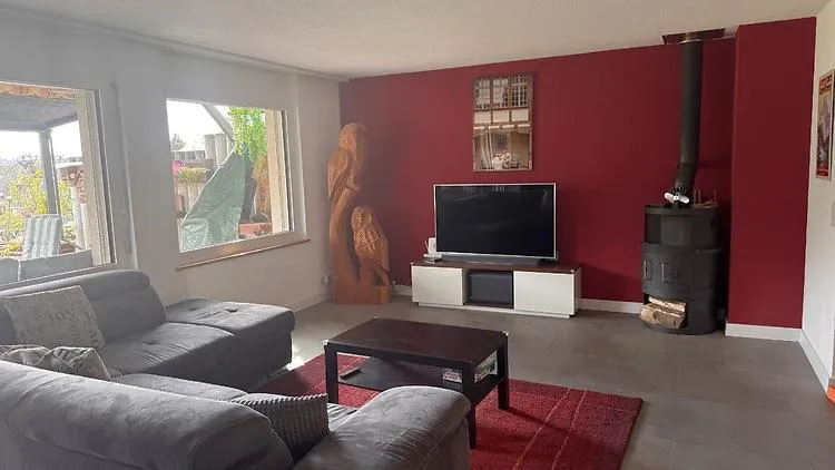 6 ZIMMER-HAUS IN GRÜNEN (BE), MÖBLIERT, TEMPORÄR