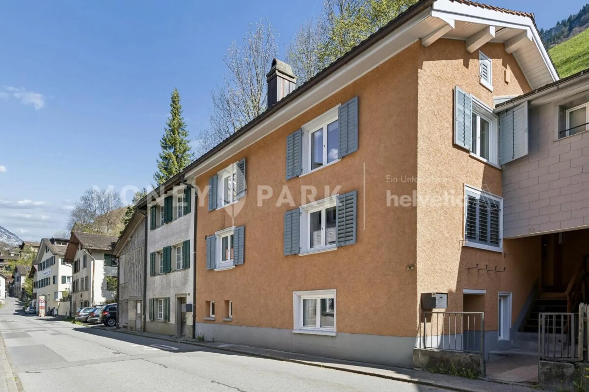 5-Zimmer-Haus mit Terrasse, Garten und ausbaubarem Untergeschoss