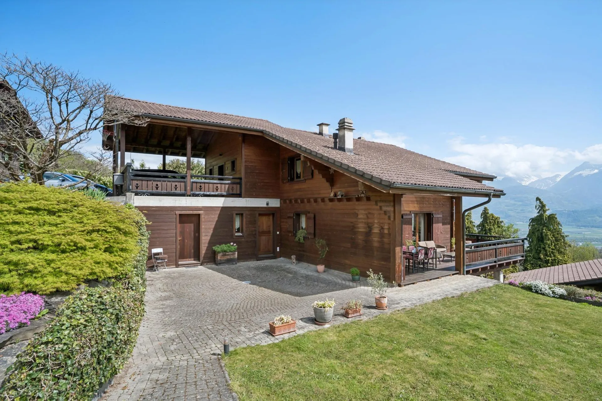 Chalet familial dans un cadre paisible et authentique
