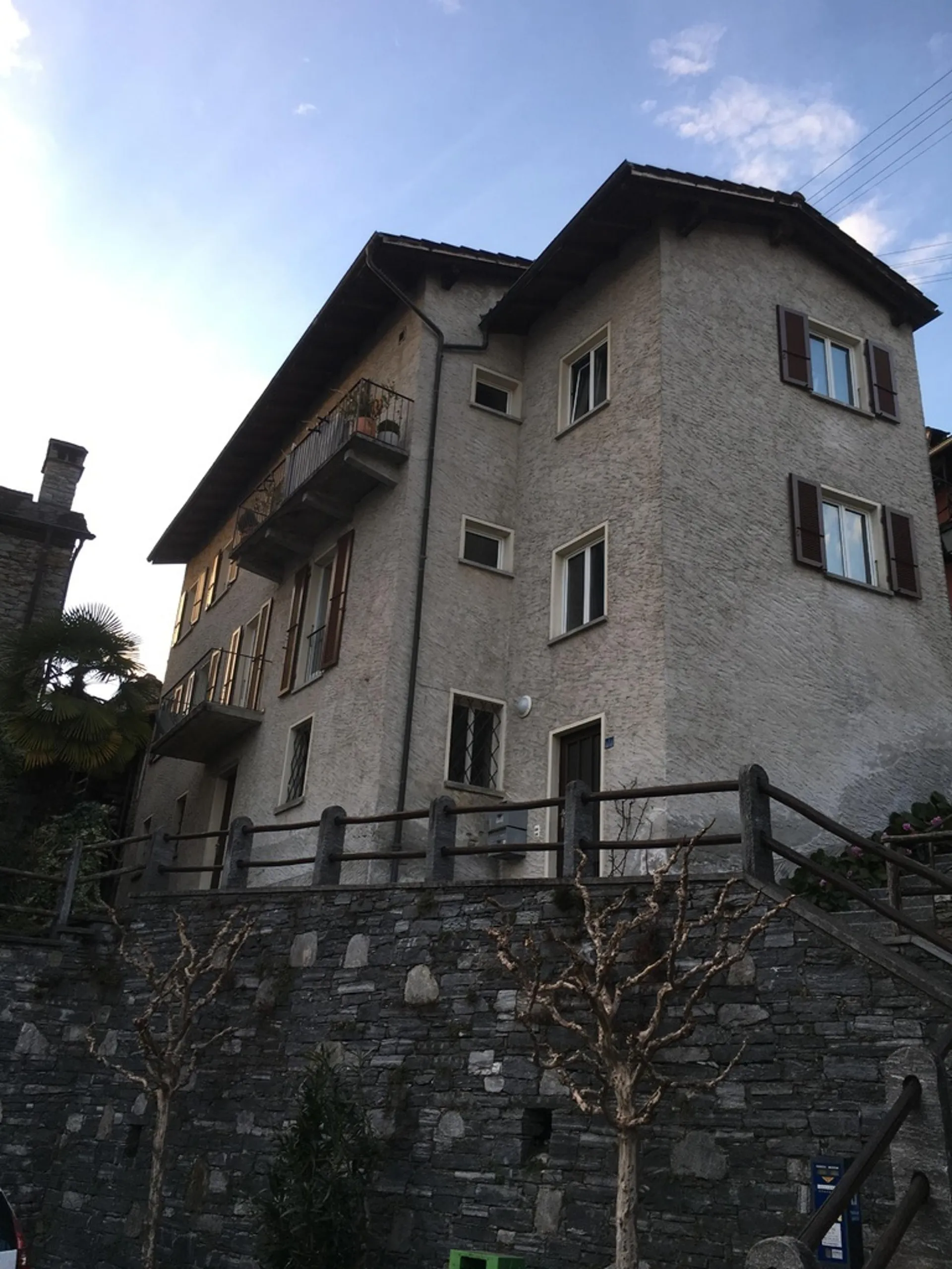 BRIONE S/MINUSIO, Affittiamo appartamento di 2 locali