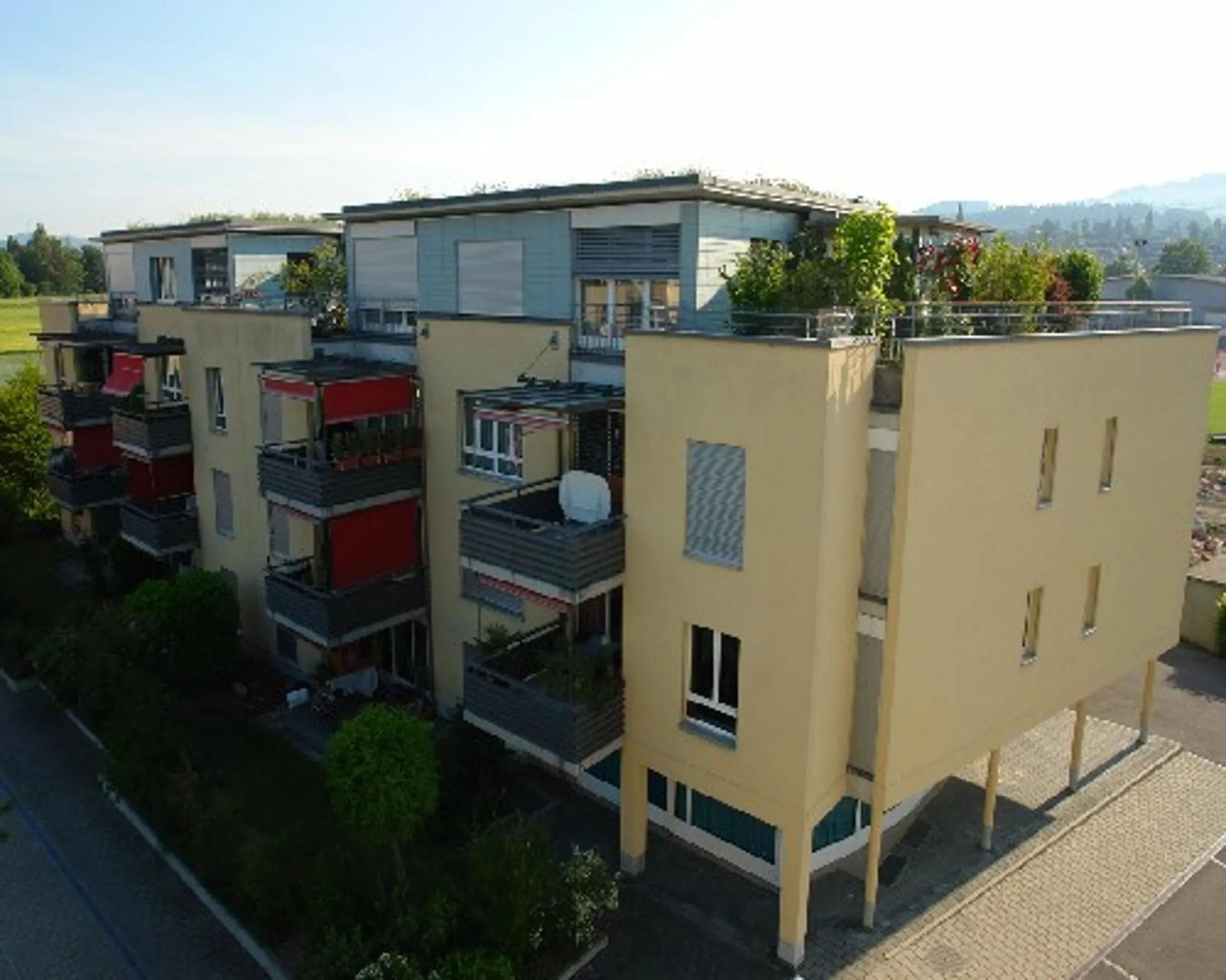 Schöne Überbauung - Wohnung frei