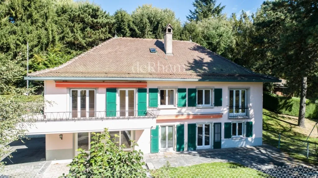 Magnifique villa de 7.5 pièces à Epalinges