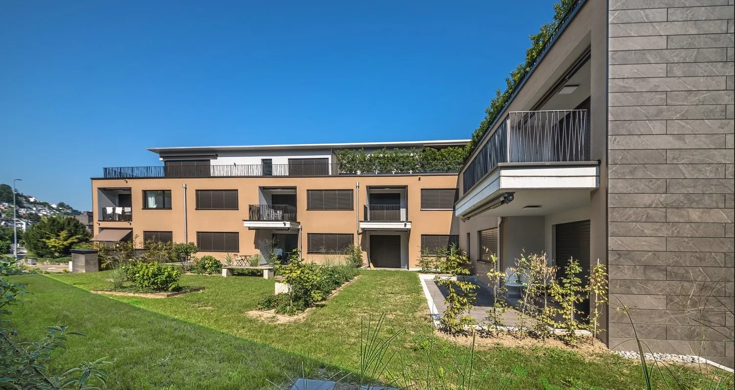 Attraktive 3½  Zimmerwohnung im steuergünstigen Bäch SZ