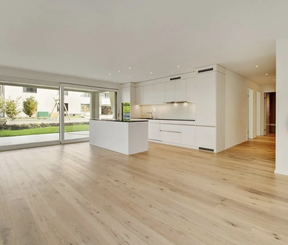 Moderne 3.5-Zi.-Gartenwohnung mit Komfort in Richterswil
