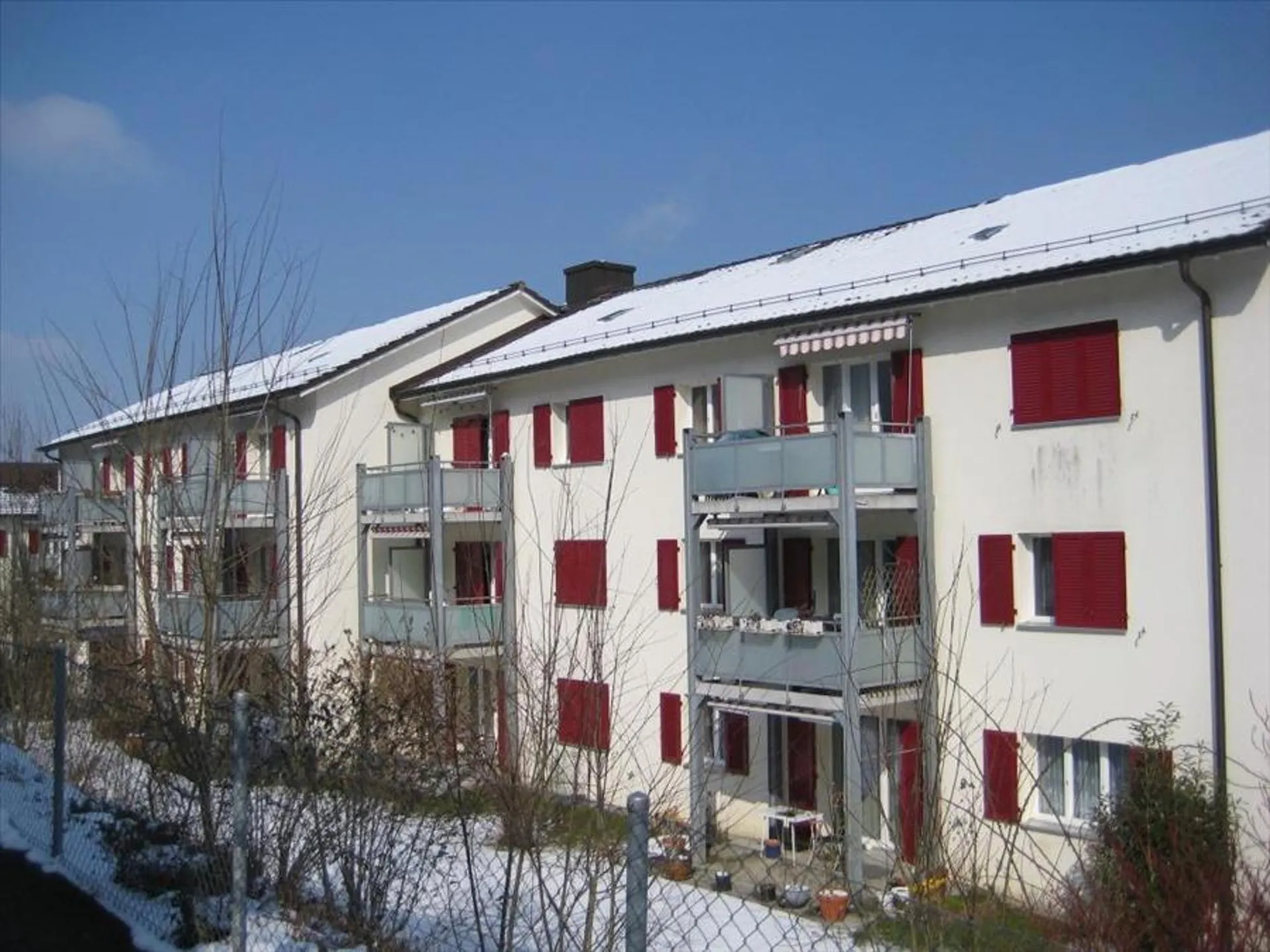 WOHNEN OHNE DEPOT - Grosser, sonniger Sitzplatz