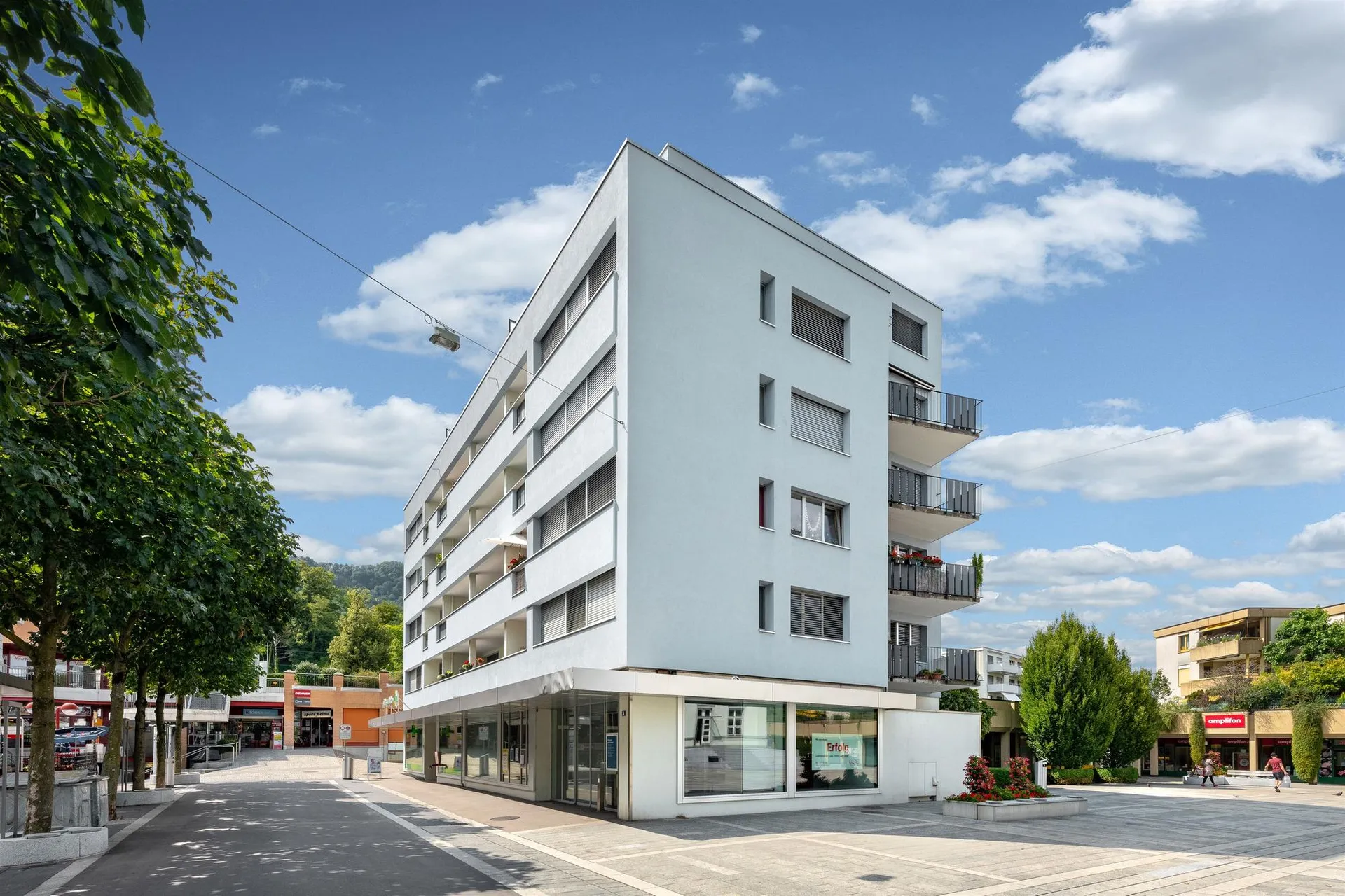 Zentrales Wohnen direkt beim Bahnhof Adliswil!
