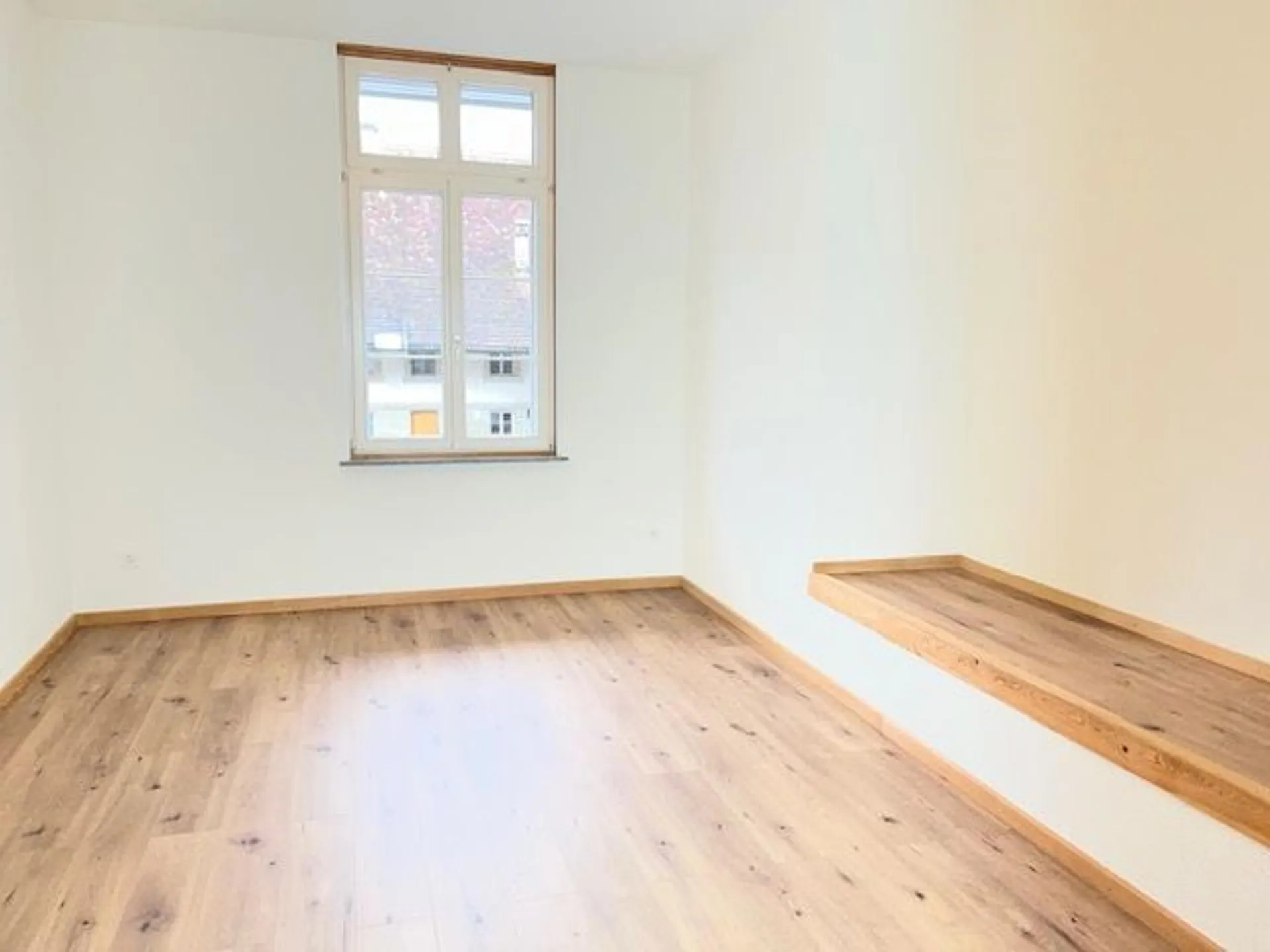 Neu renovierte 4.5-Zimmer-Wohnung mit Balkon, Münchenwiler