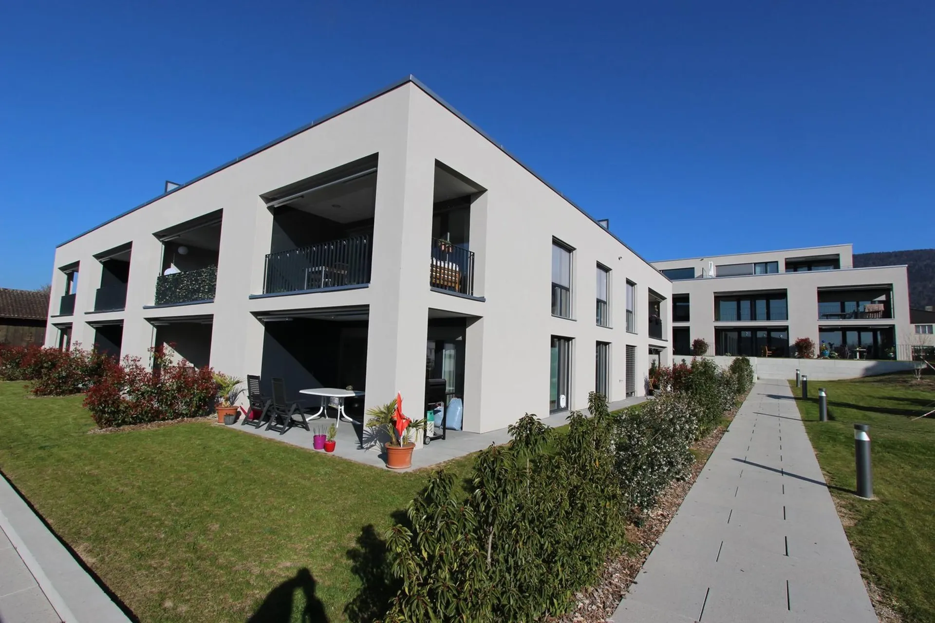 Studio mit Gartensitzplatz