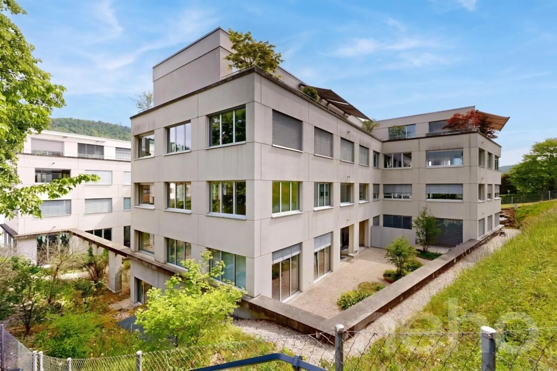 Stilvolle 4.5-Zimmer-Wohnung mit zwei Terrassen im Herzen von Liestal