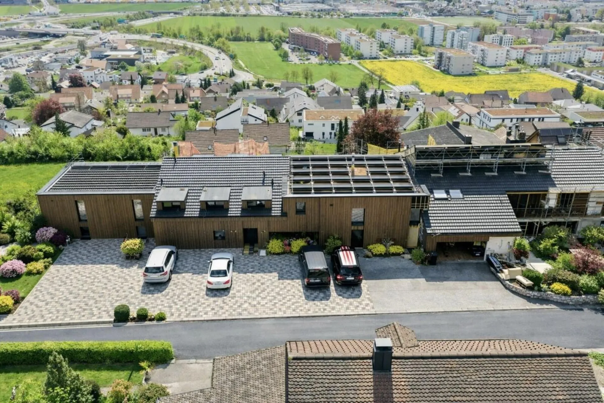 HOCHWERTIGE 5.5 ZIMMER WOHNUNG MIT PANORAMA AUSSICHT
