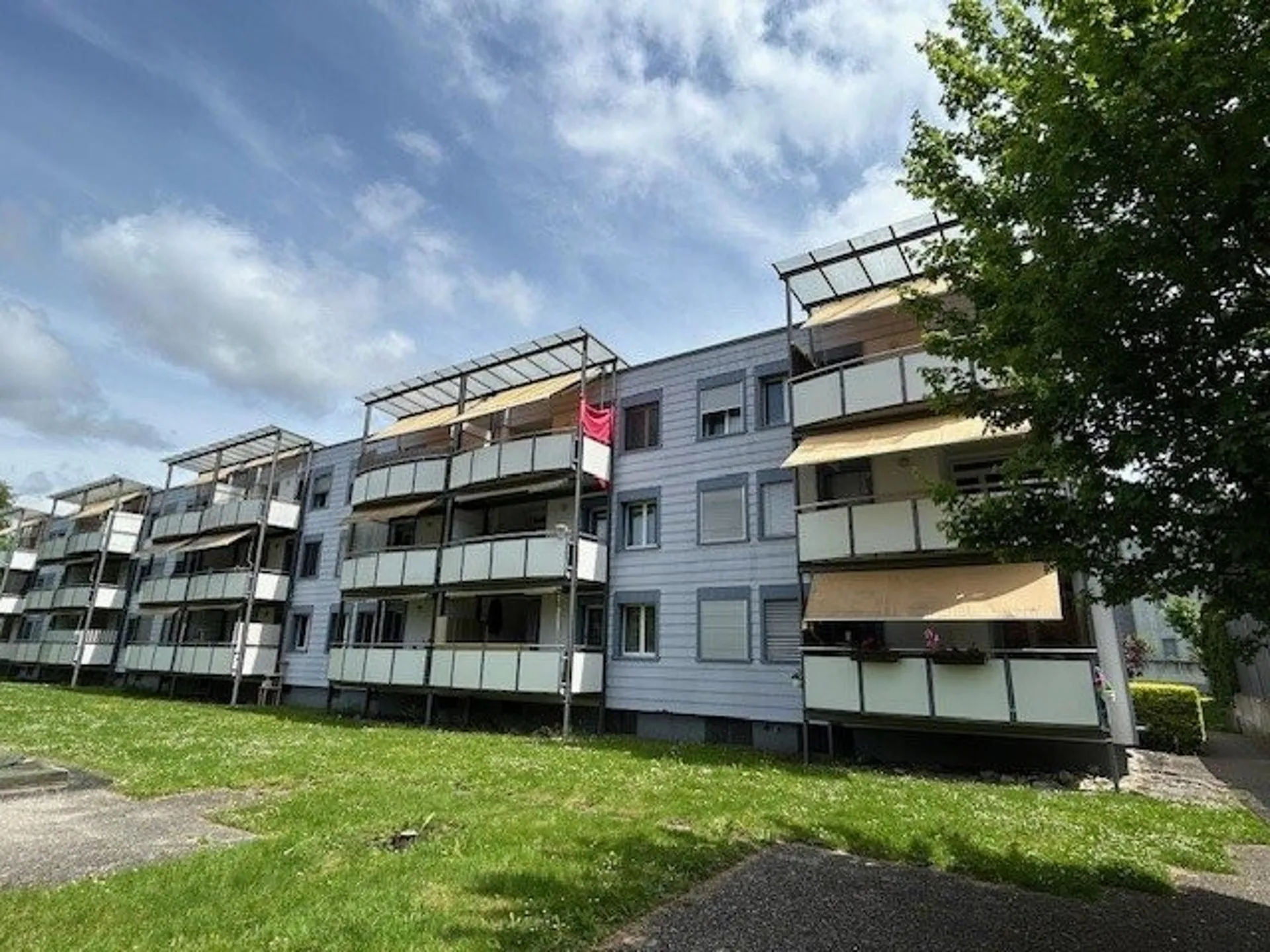 Familienfreundliche 4-Zimmer-Wohnung in Flamatt